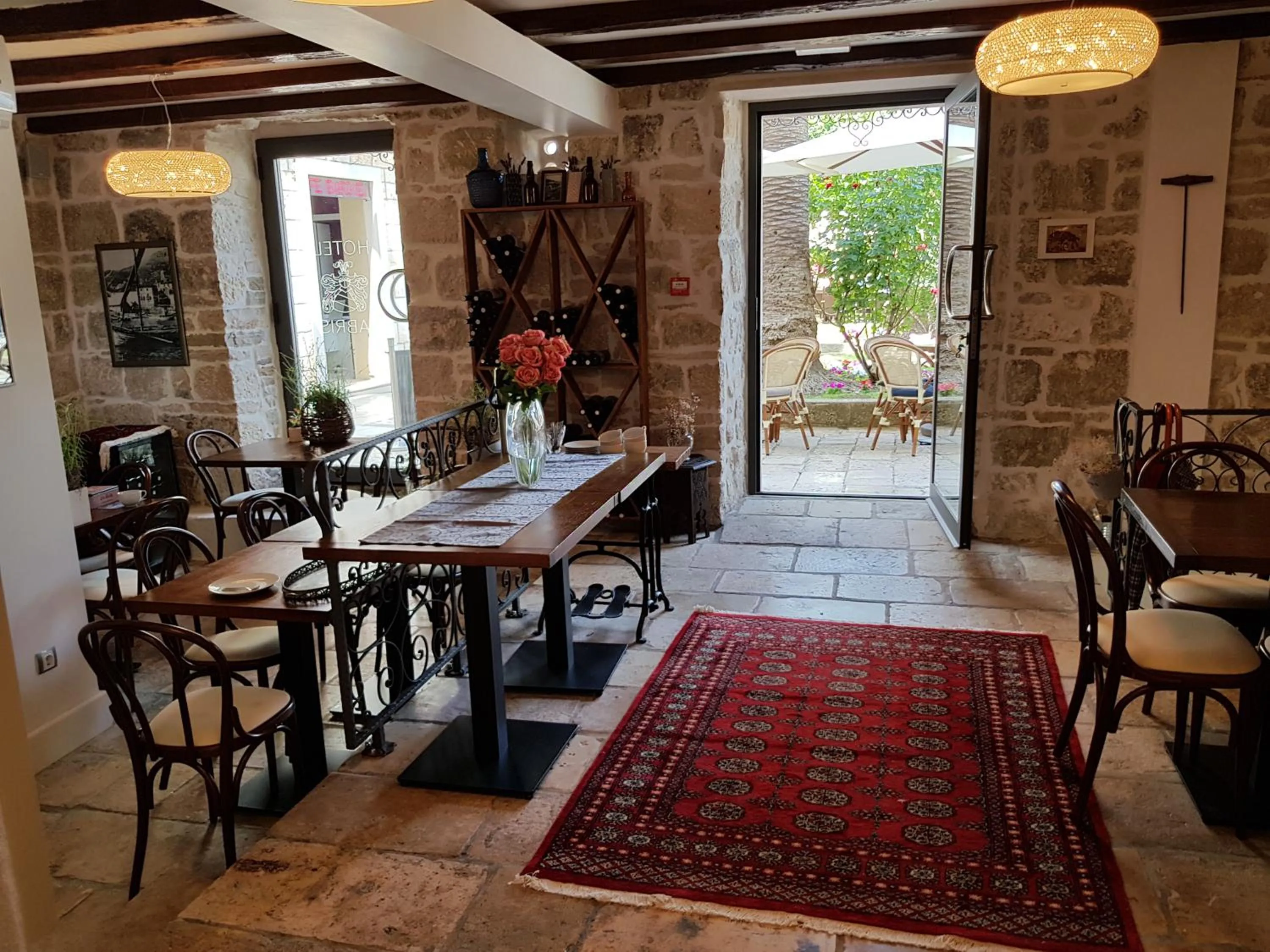 Lobby or reception in San Teodoro