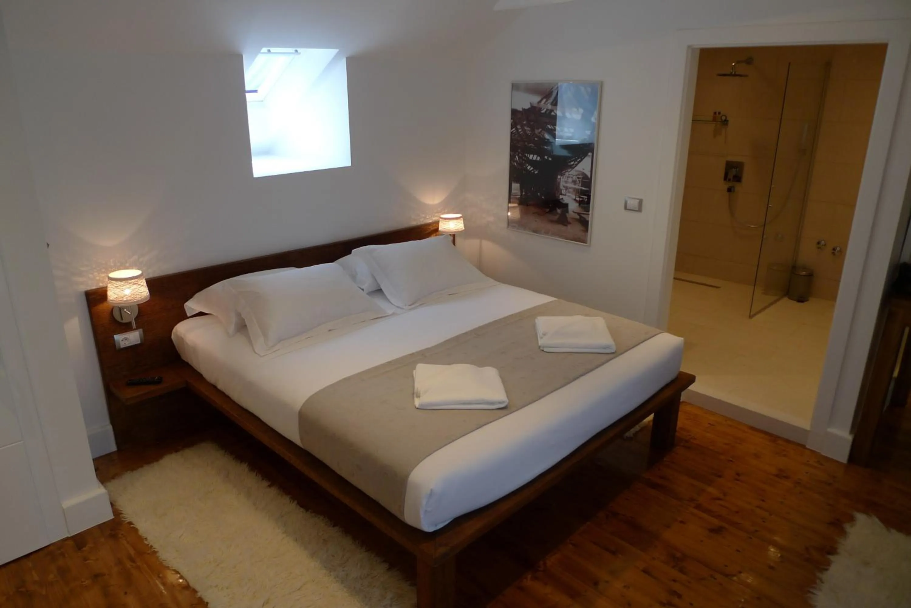 Day, Bed in San Teodoro