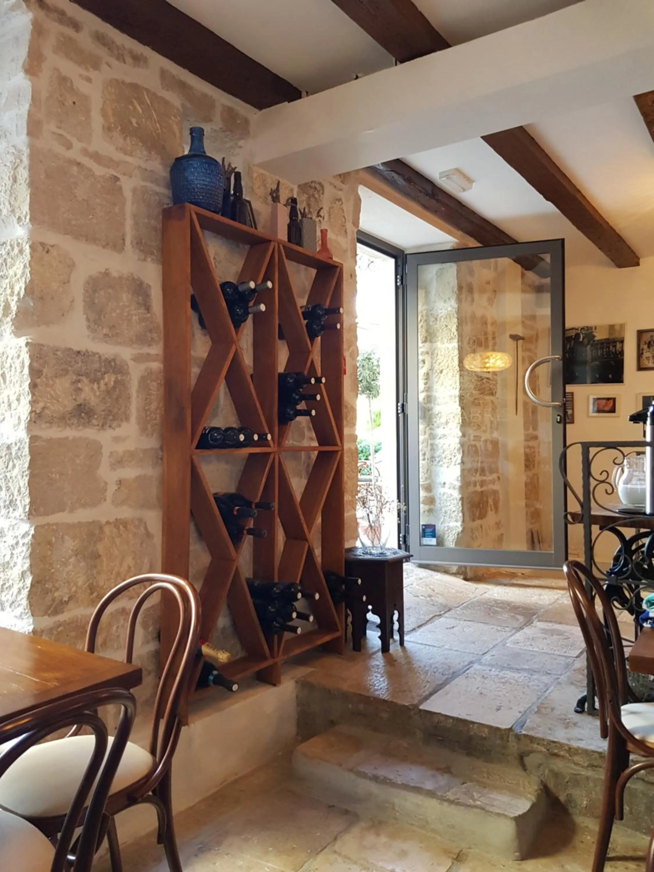 Property building in San Teodoro