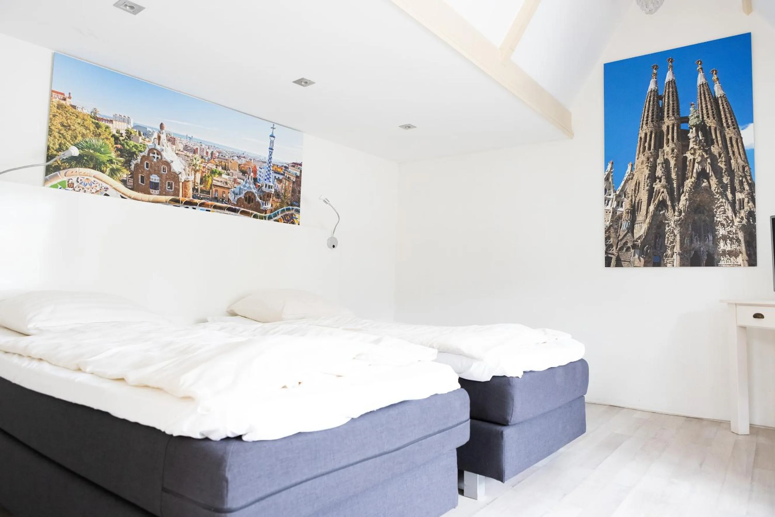 Photo of the whole room, Bed in La Casita bed and breakfast