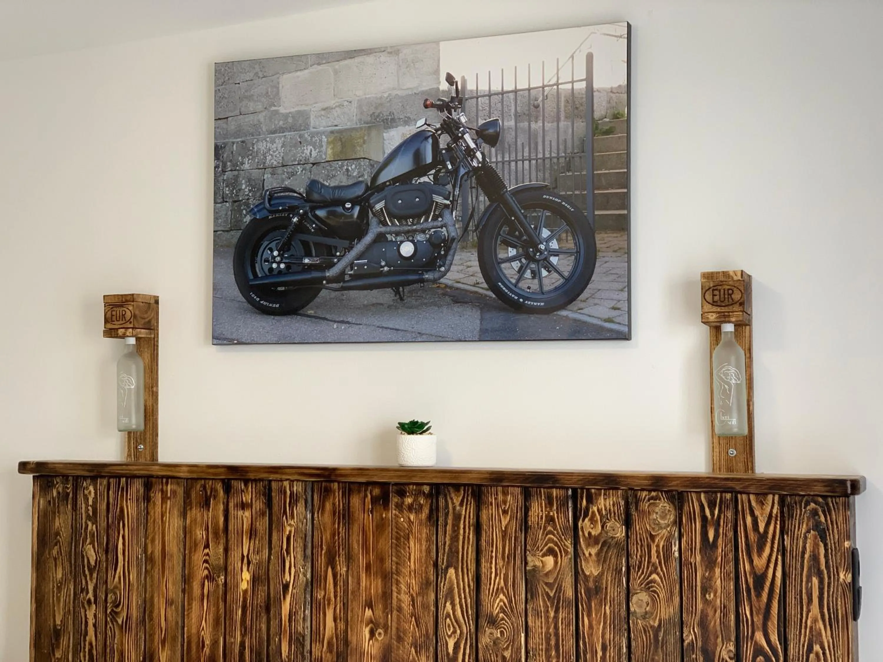 Photo of the whole room in La Irmania Pension