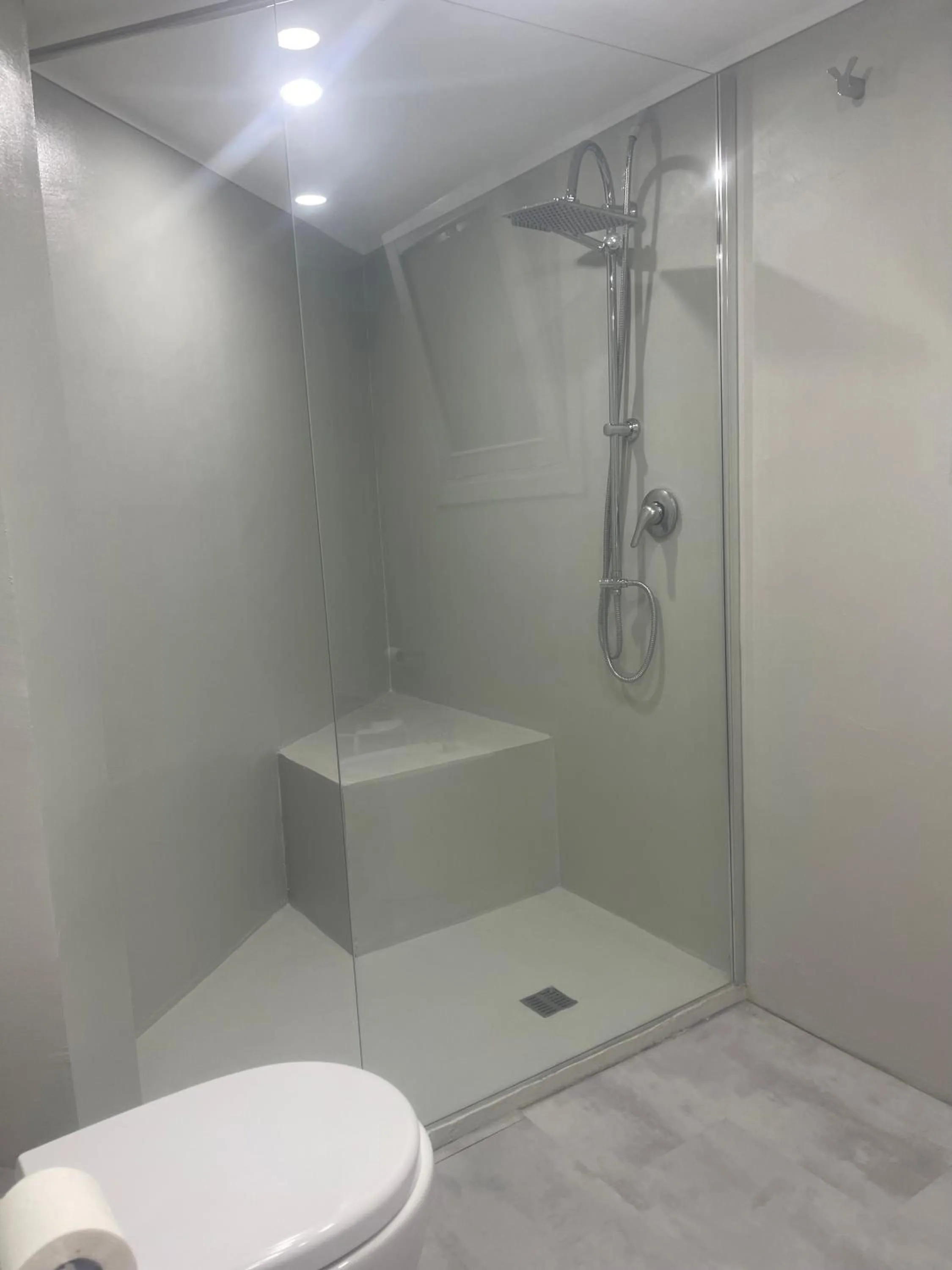 Shower in B&B Chez Moi