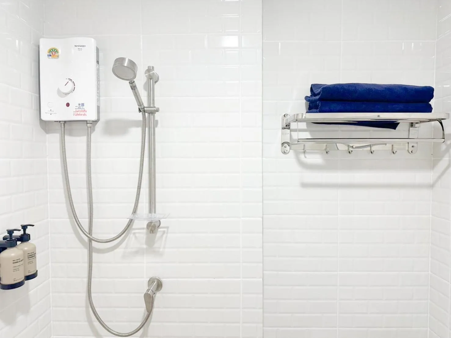 Bathroom in H-Banaat Hotel