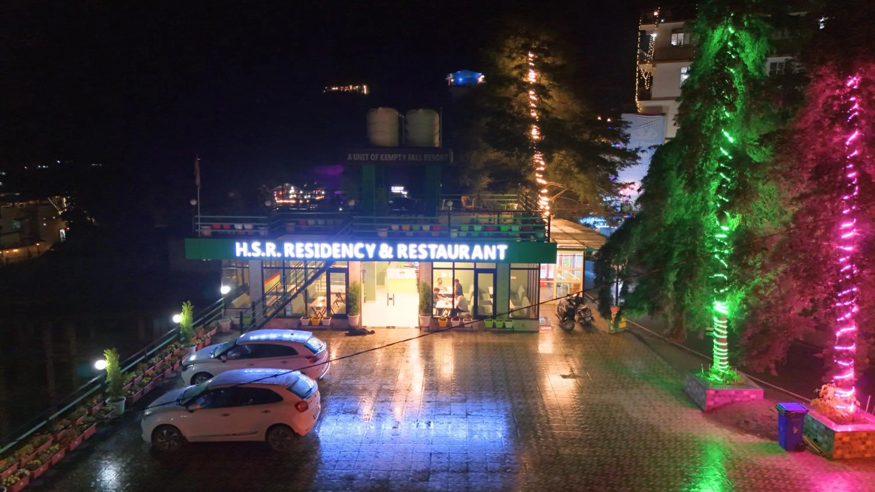 Hotel HSR Residency