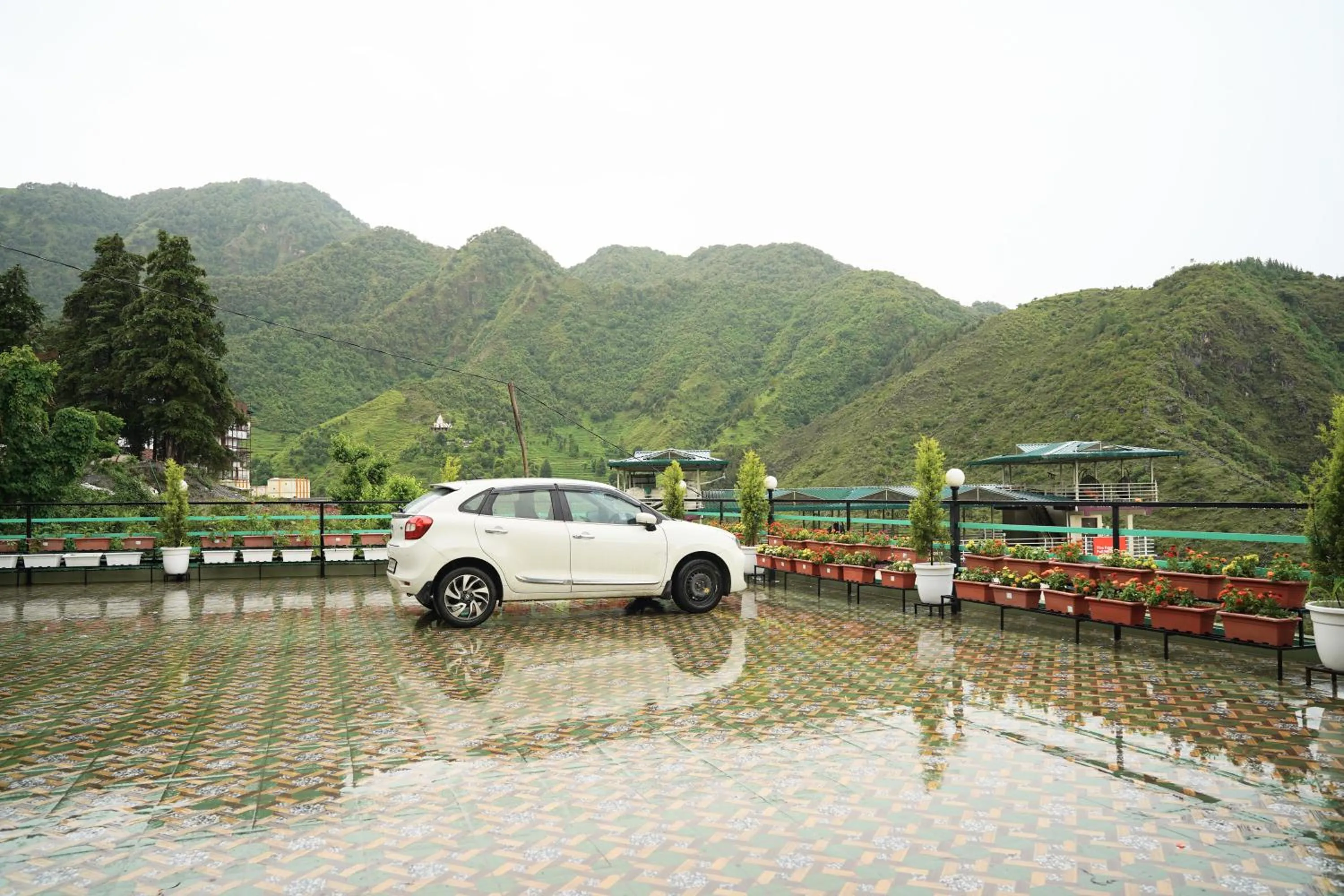 Parking in Hotel HSR Residency