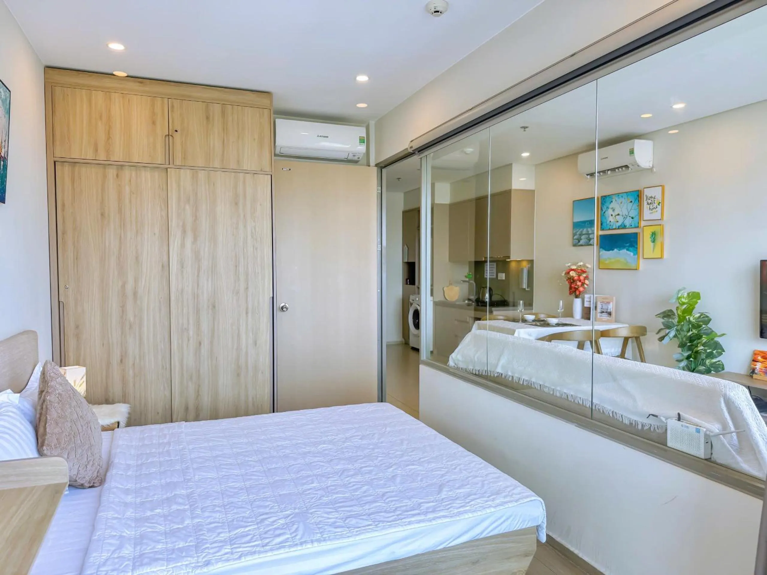 Photo of the whole room, Bed in The Song Vung Tau Apartment