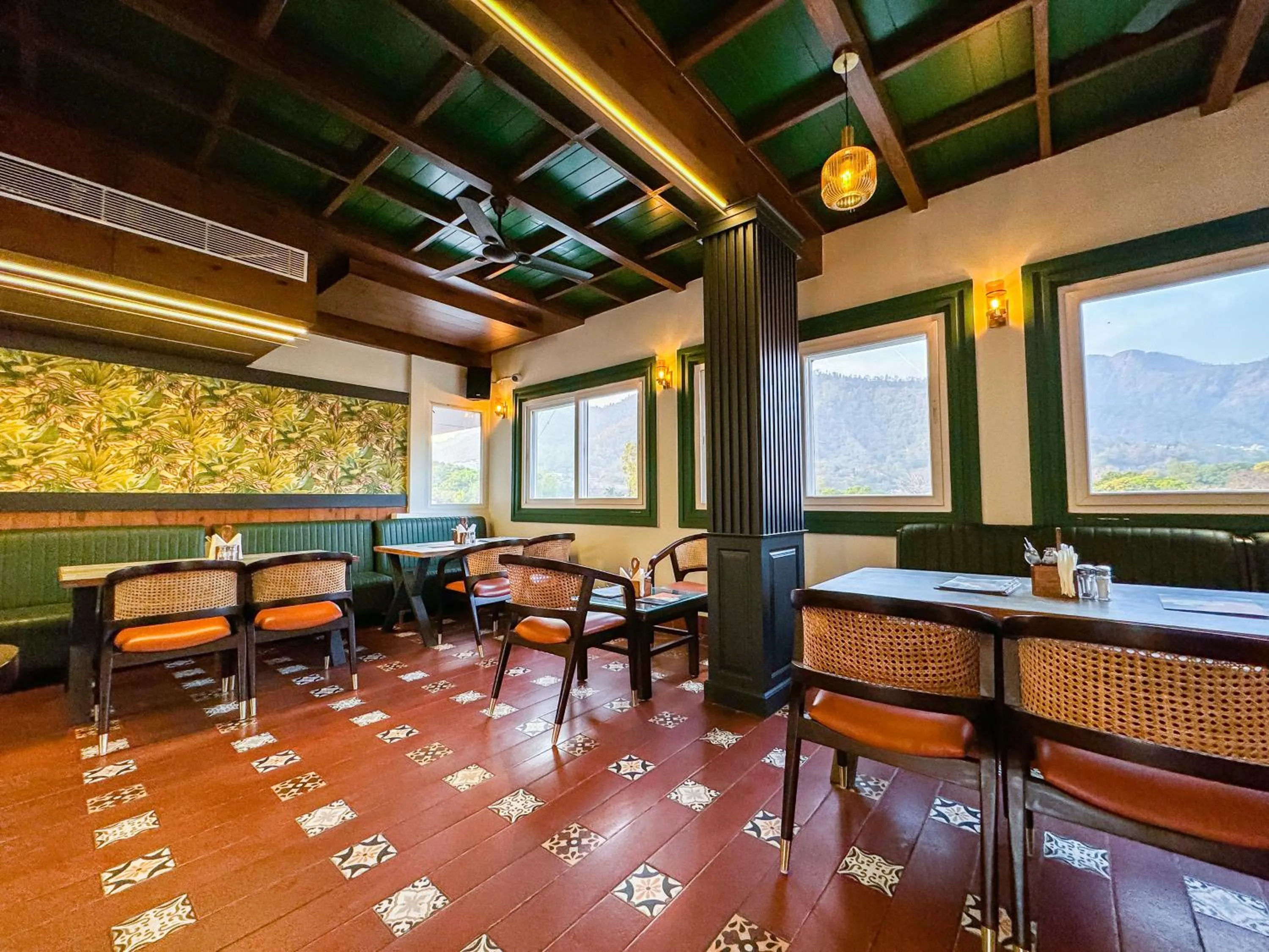 Seating area in Green View by Green Tree Hotels