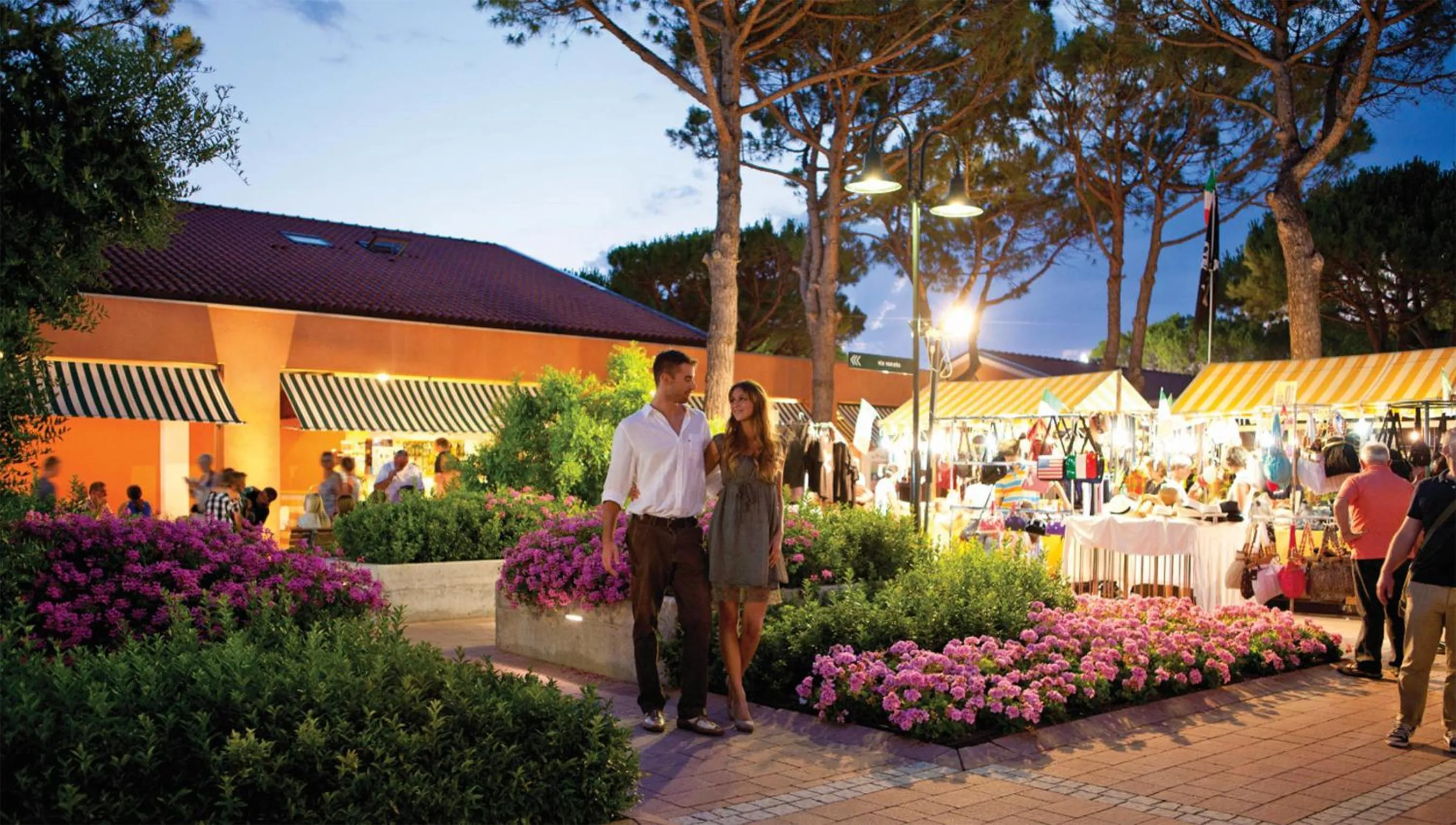 On-site shops in Camping Union Lido
