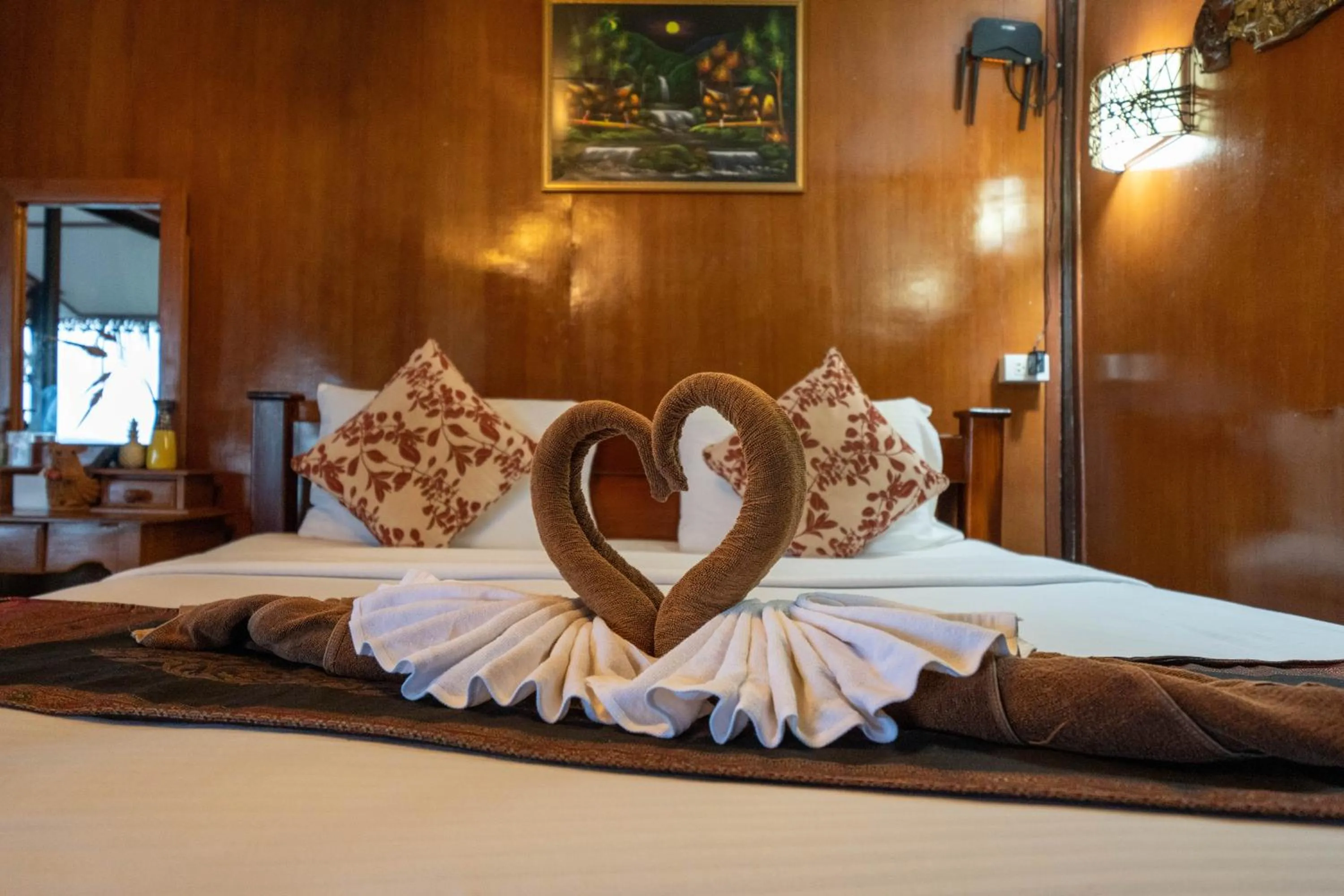 Bed in Tongta Phaview Resort