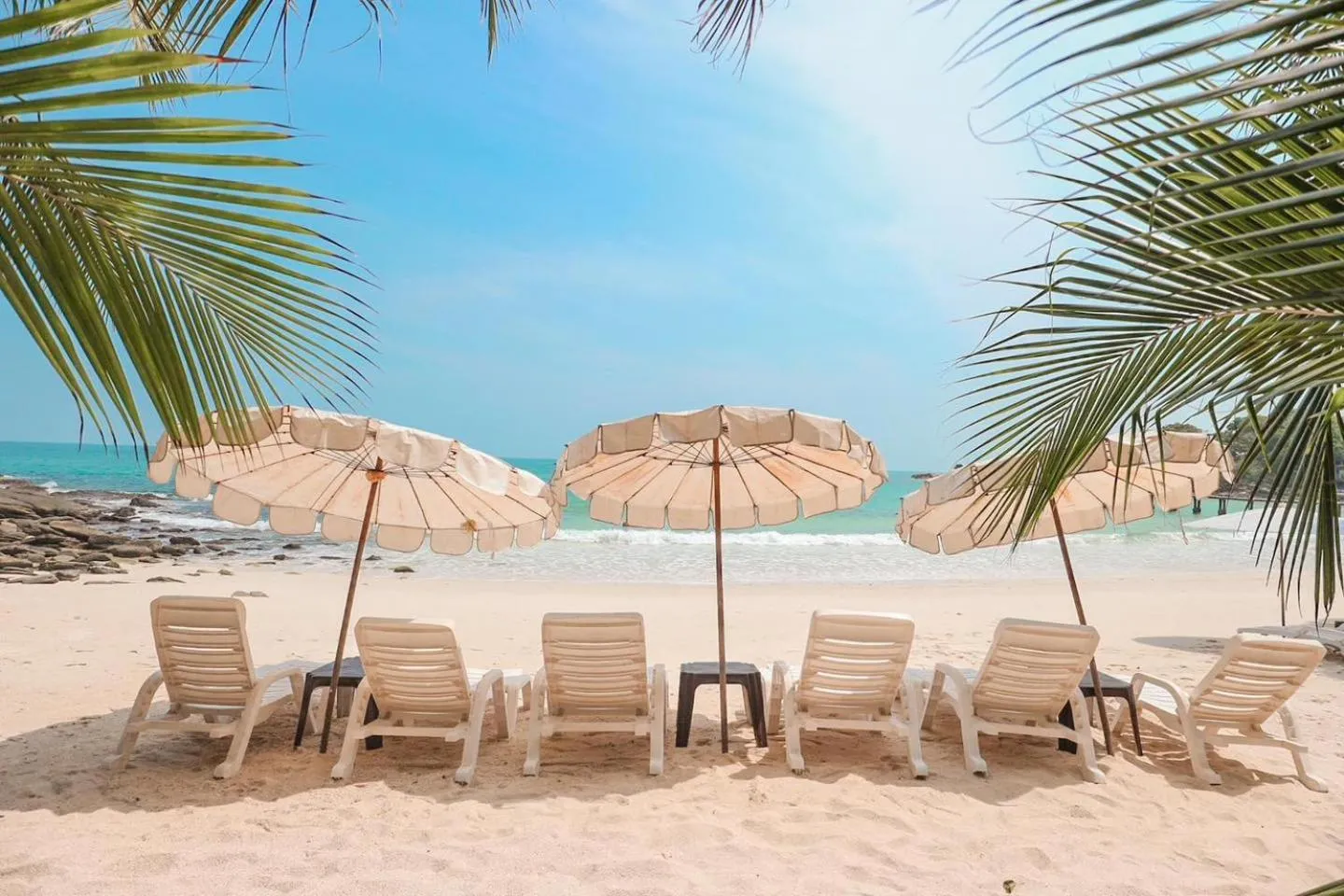 Beach in Tongta Phaview Resort