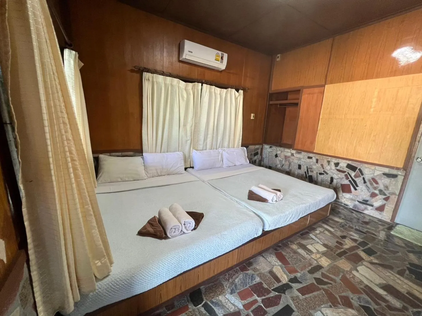 Bed in Tongta Phaview Resort