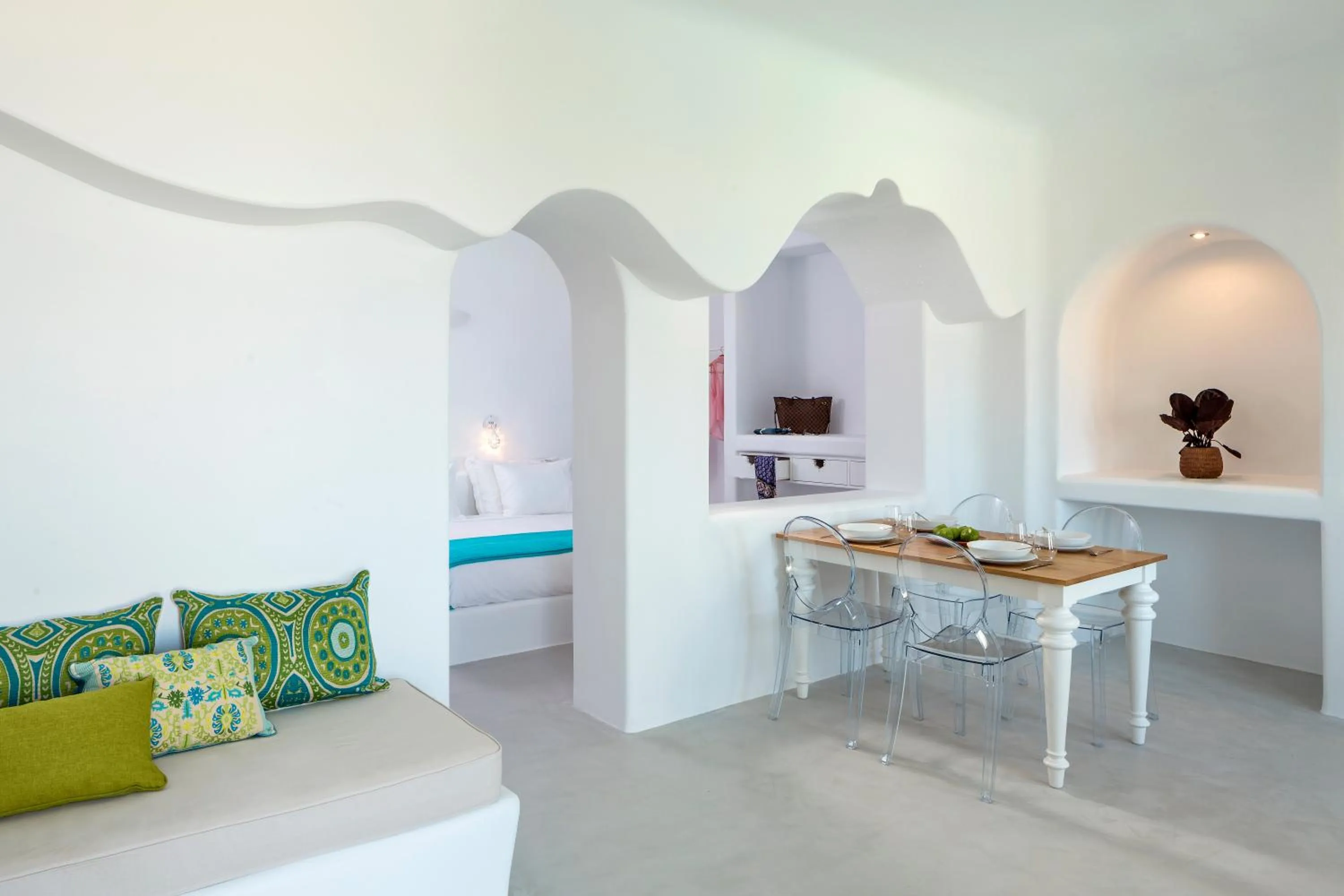 Living room in Skyfall Suites - Adults Only