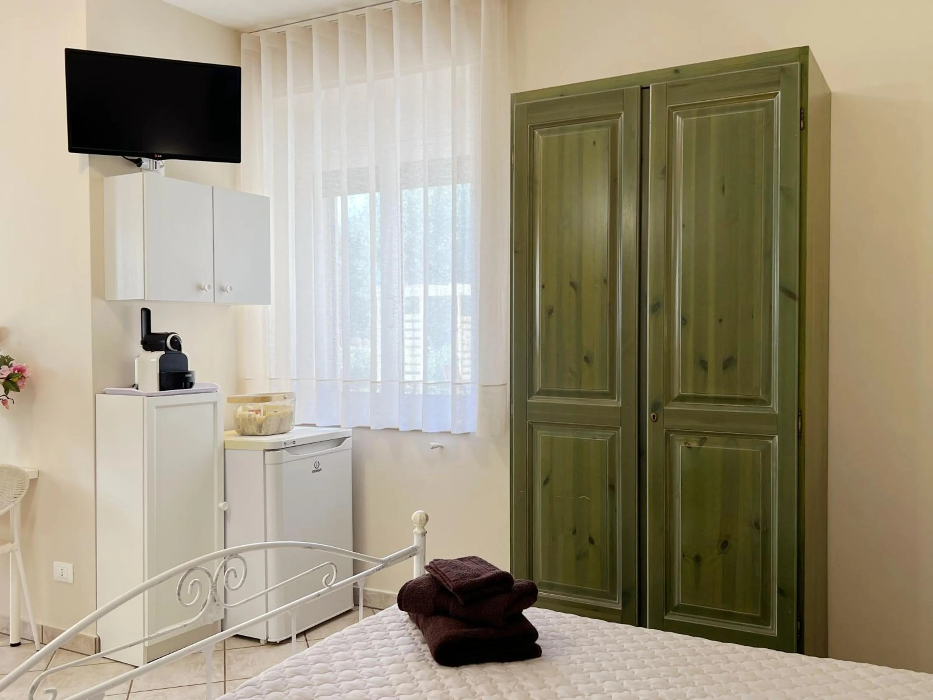 Breakfast in La Maison One B&B