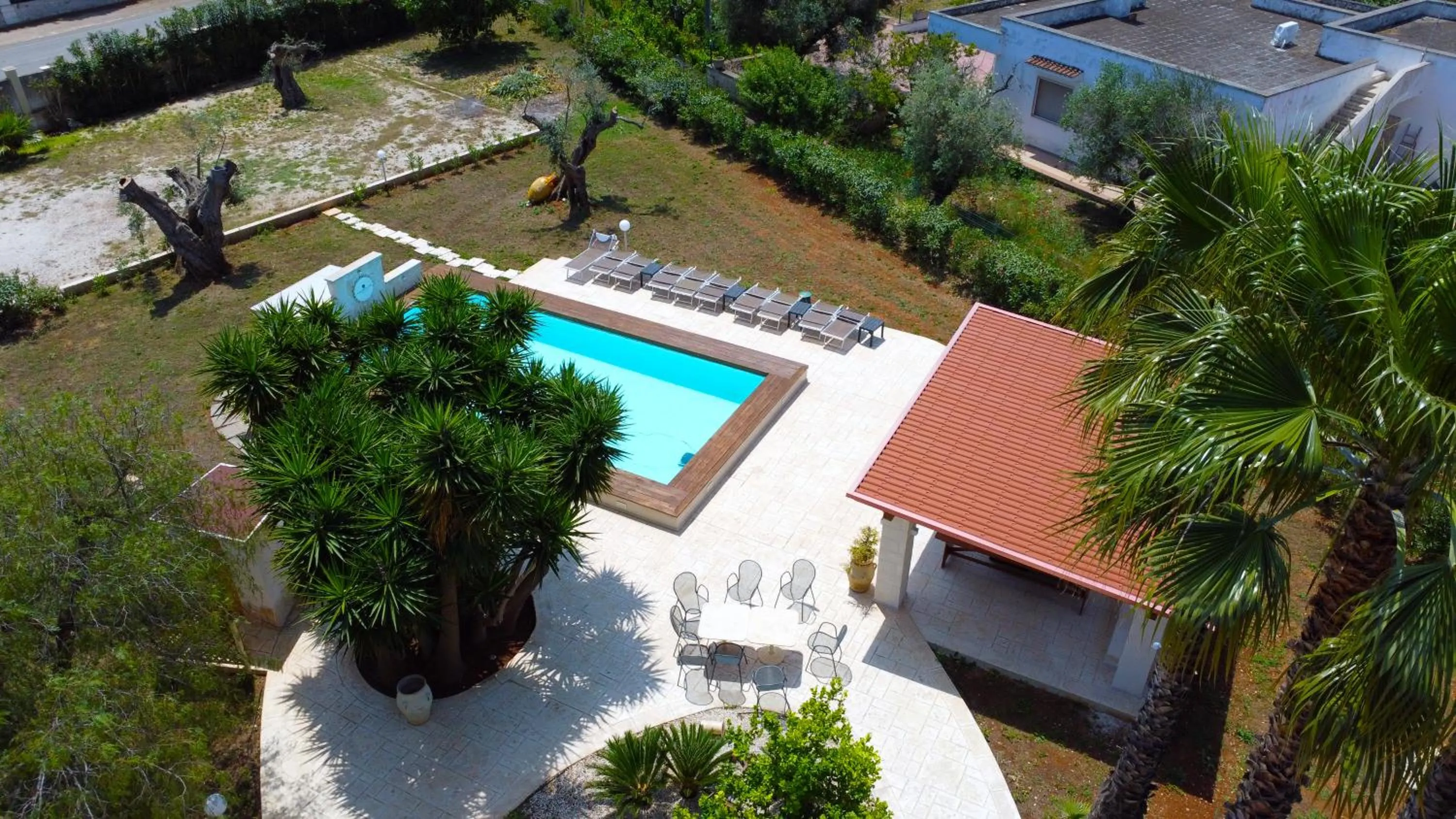 Swimming pool in La Maison One B&B