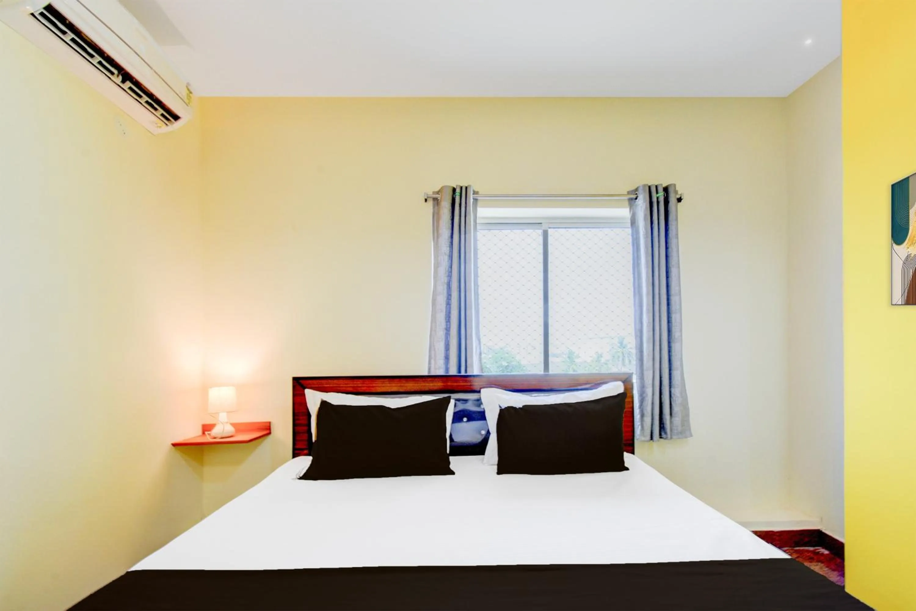 Bedroom, Bed in Hotel O SRINIVASA RESIDENCY