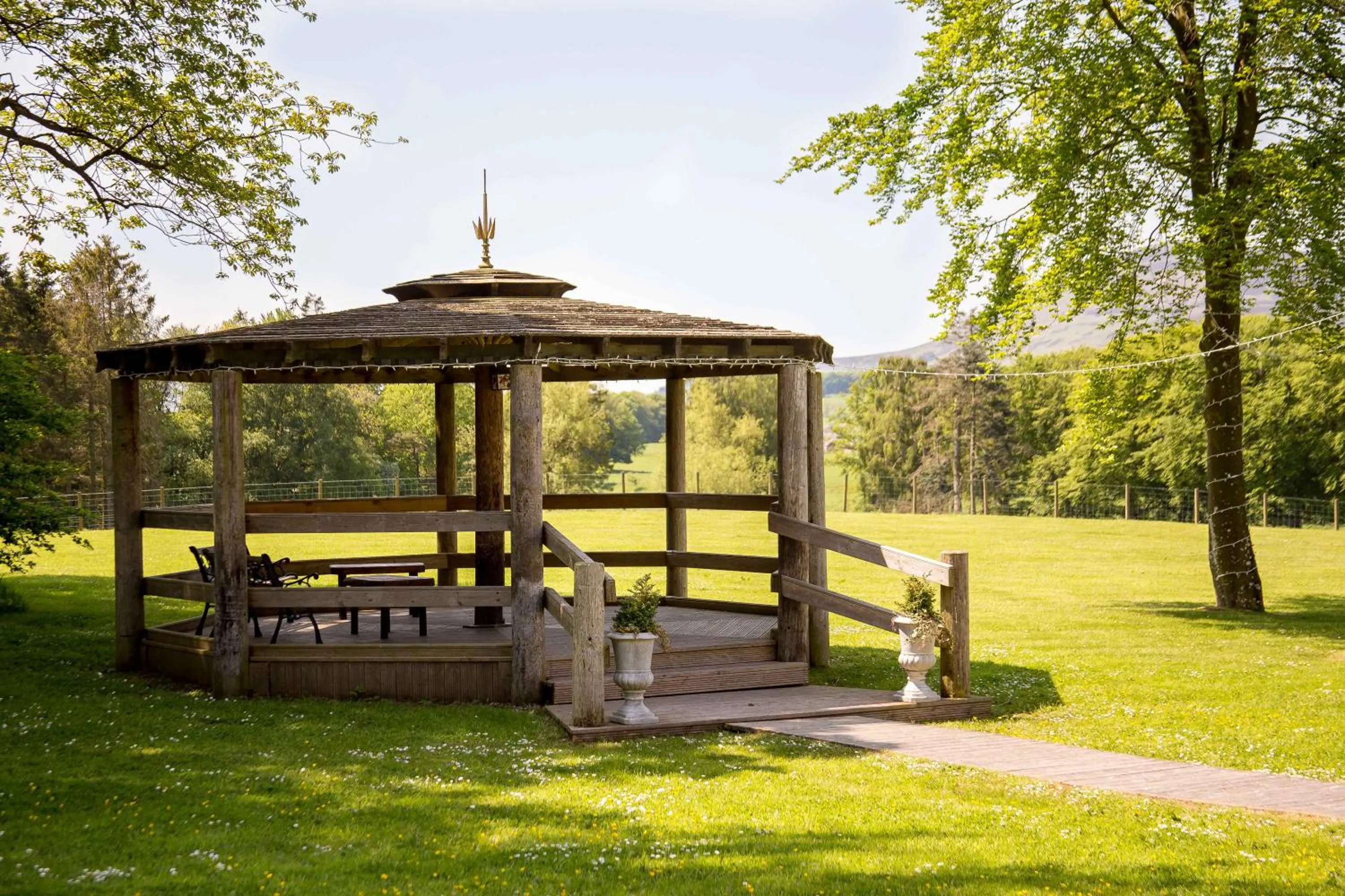Natural landscape in Cornhill Castle