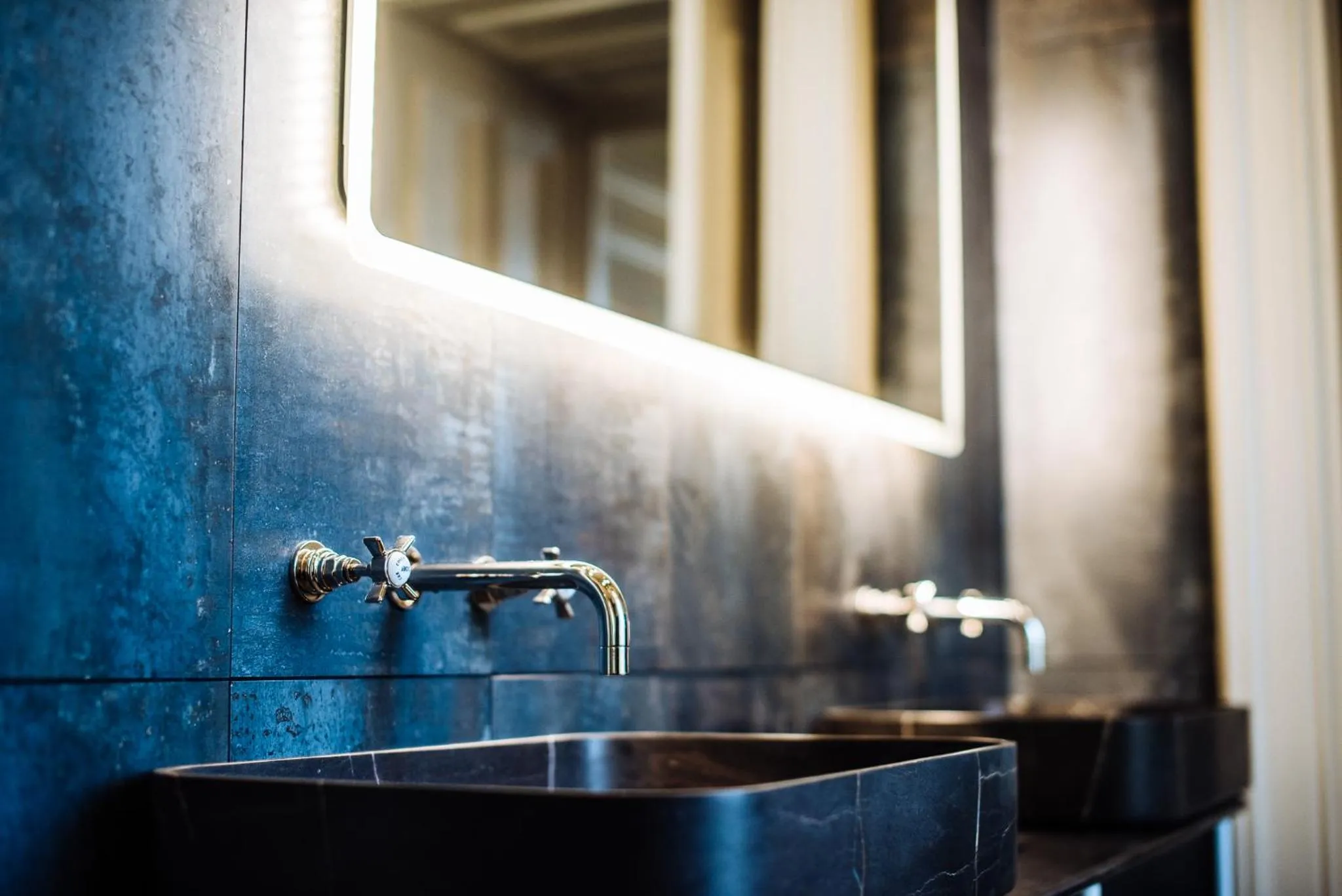 Bathroom in Cornhill Castle