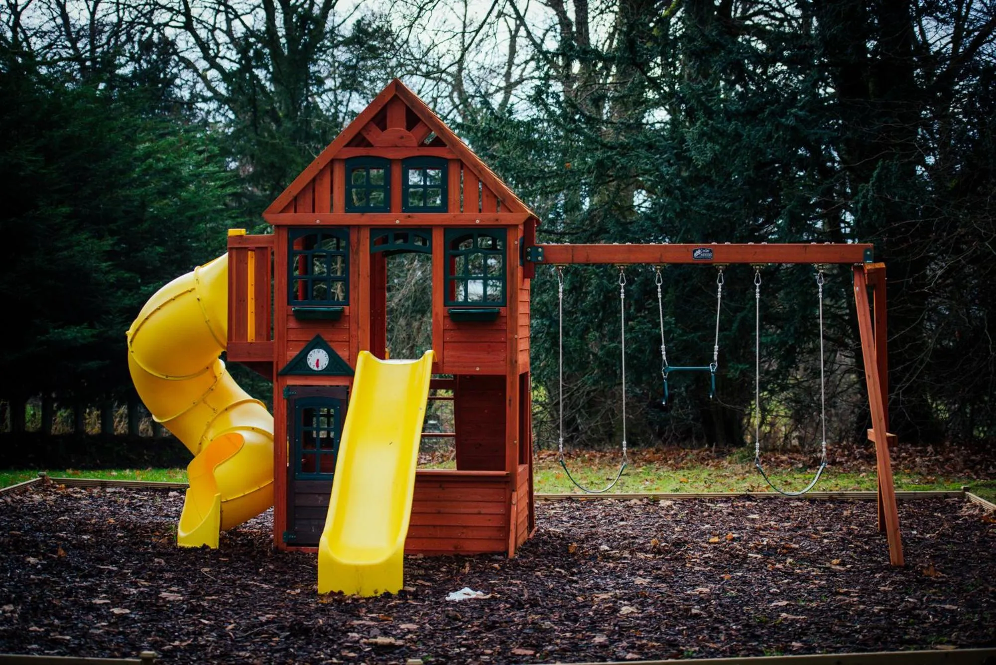 Area and facilities in Cornhill Castle