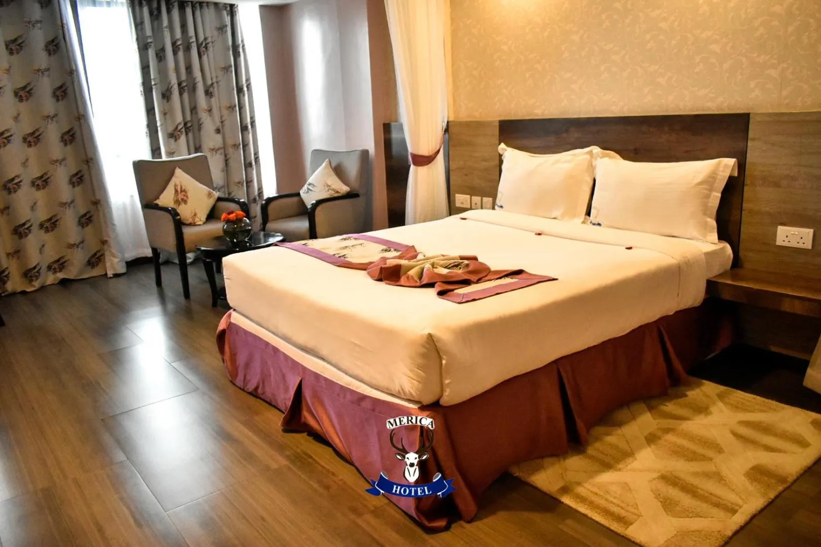 Bedroom, Bed in Merica Hotel