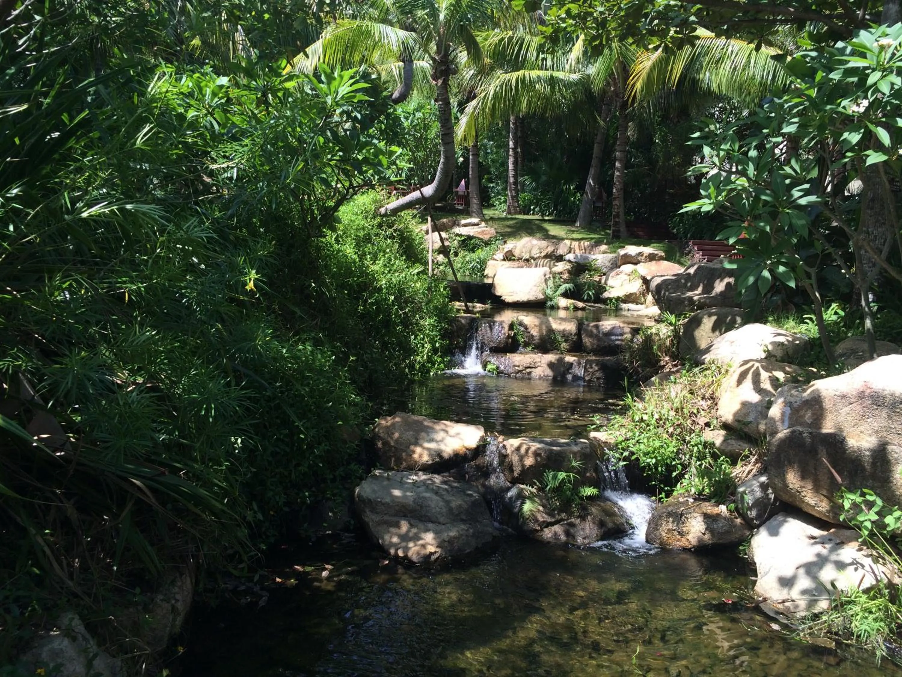 Garden in Stony Brook Villa Jianguo Resort Sanya