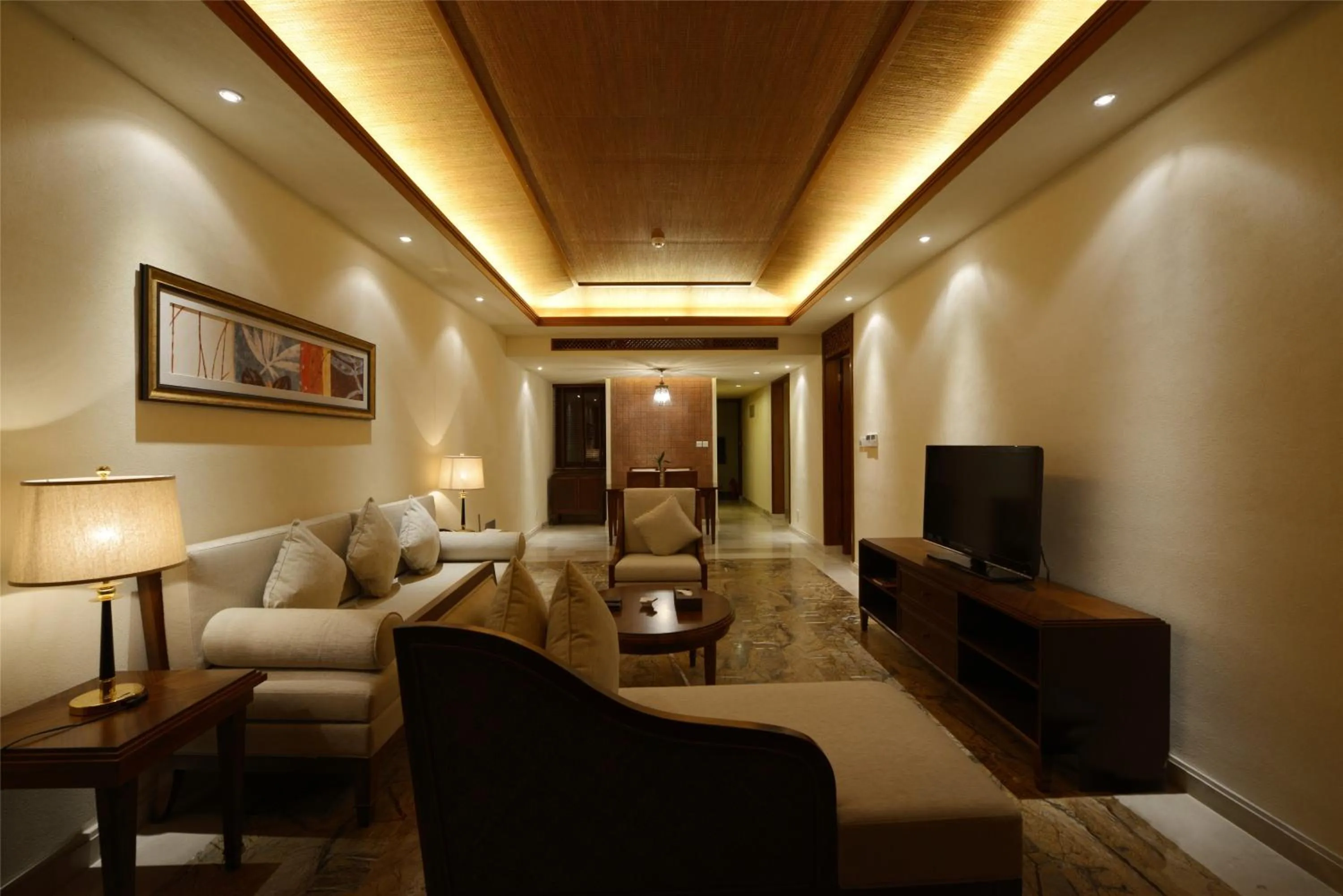Communal lounge/ TV room in Stony Brook Villa Jianguo Resort Sanya