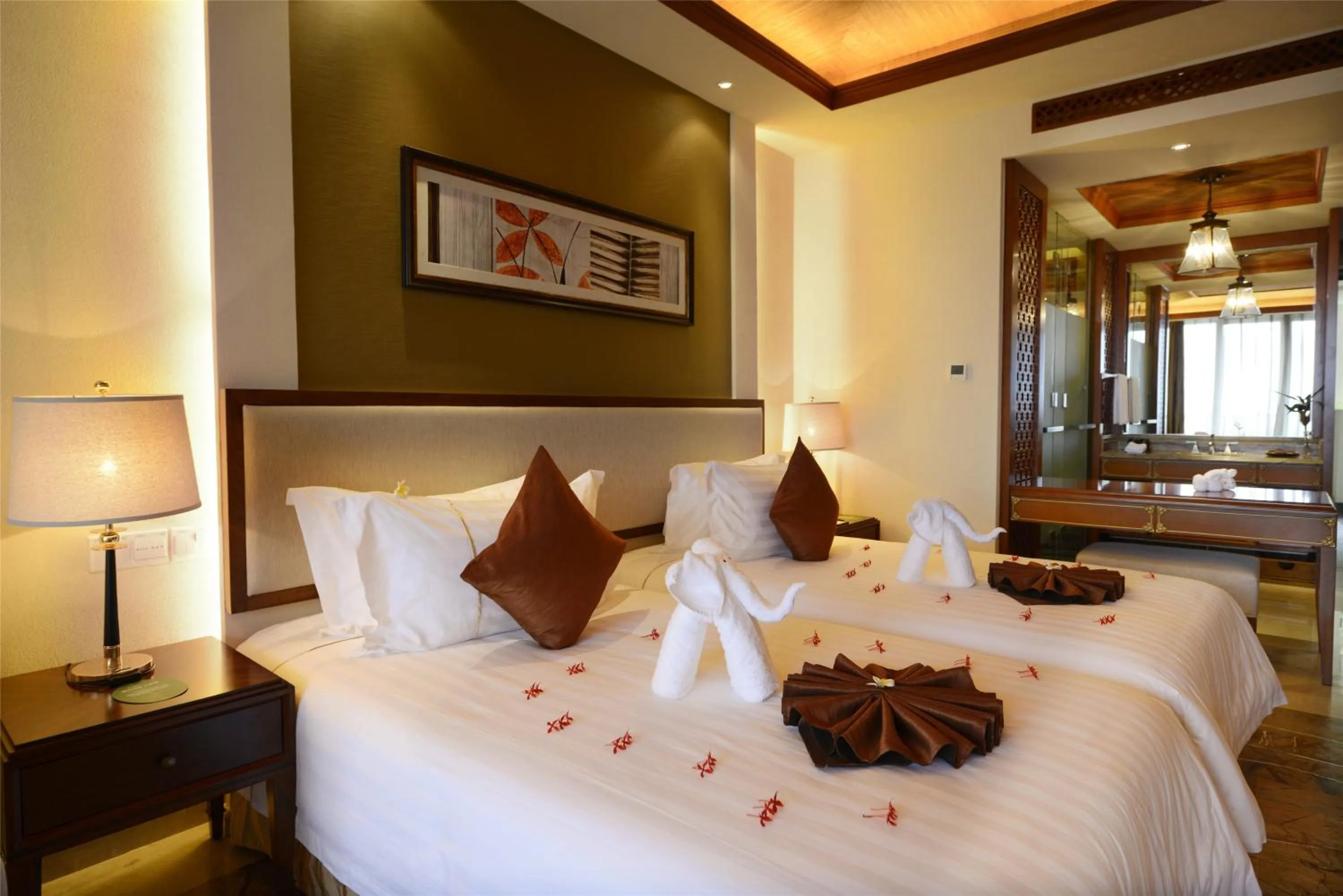 Bed in Stony Brook Villa Jianguo Resort Sanya