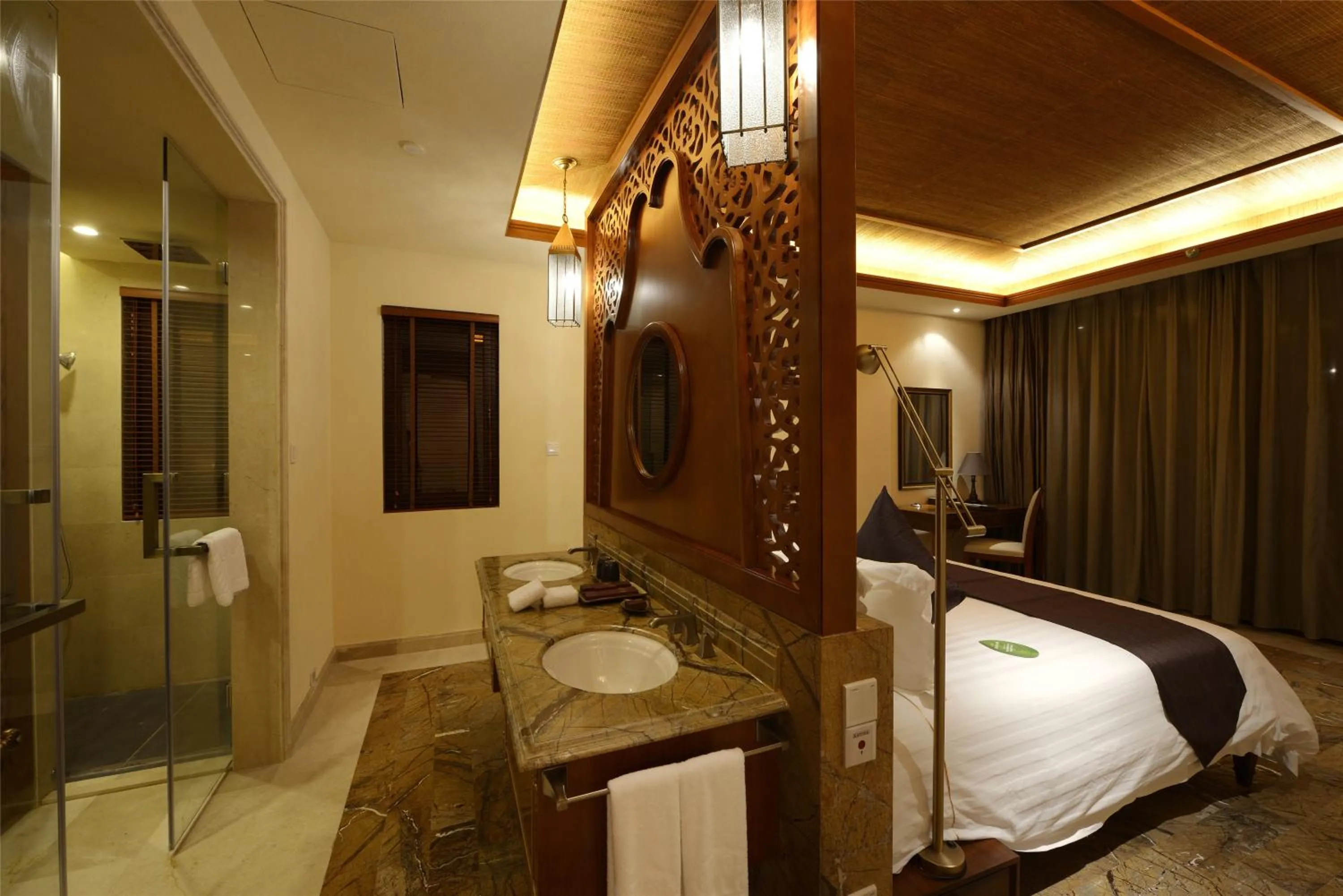 Bathroom, Bed in Stony Brook Villa Jianguo Resort Sanya
