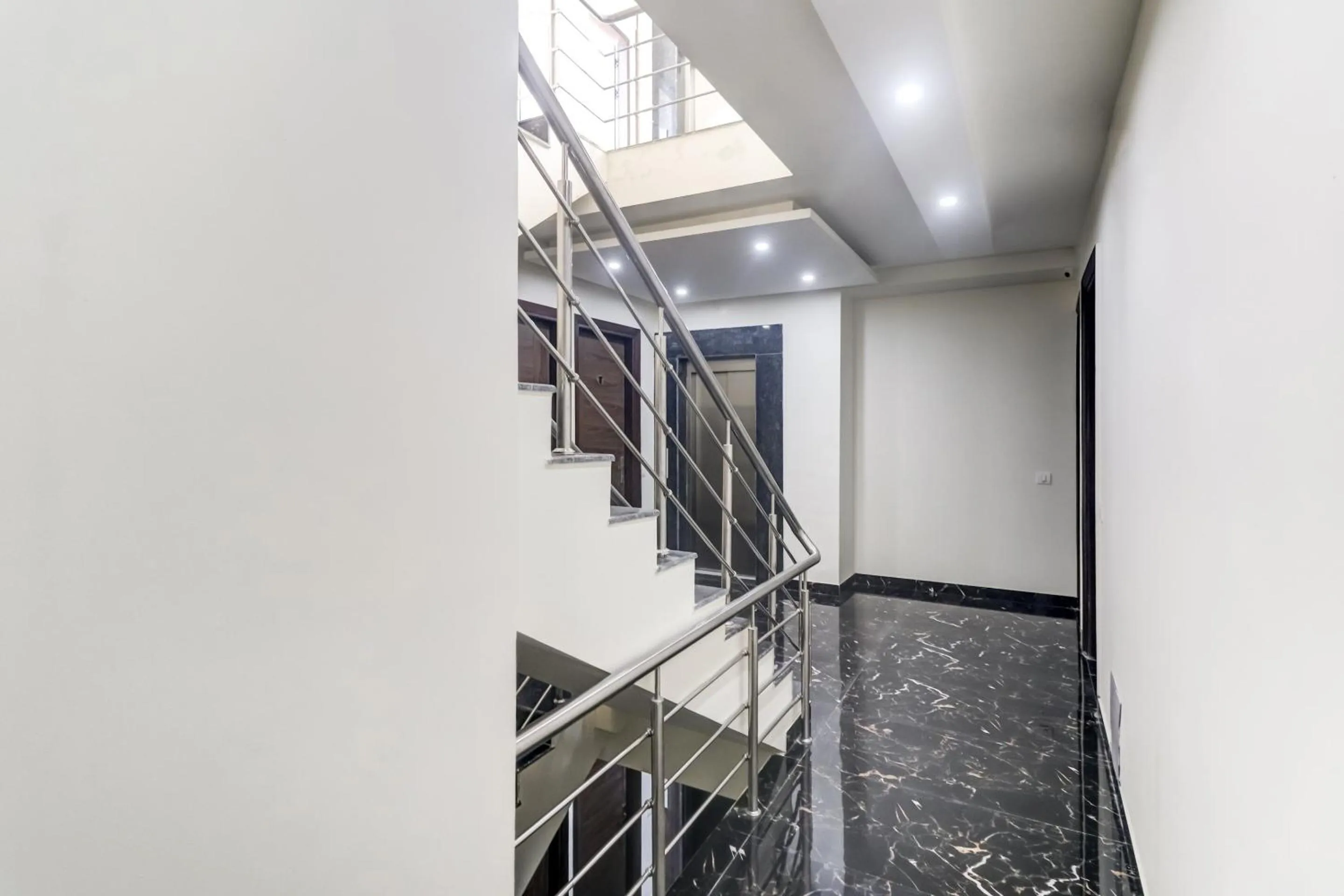 Lobby or reception in Hotel O Metro suites