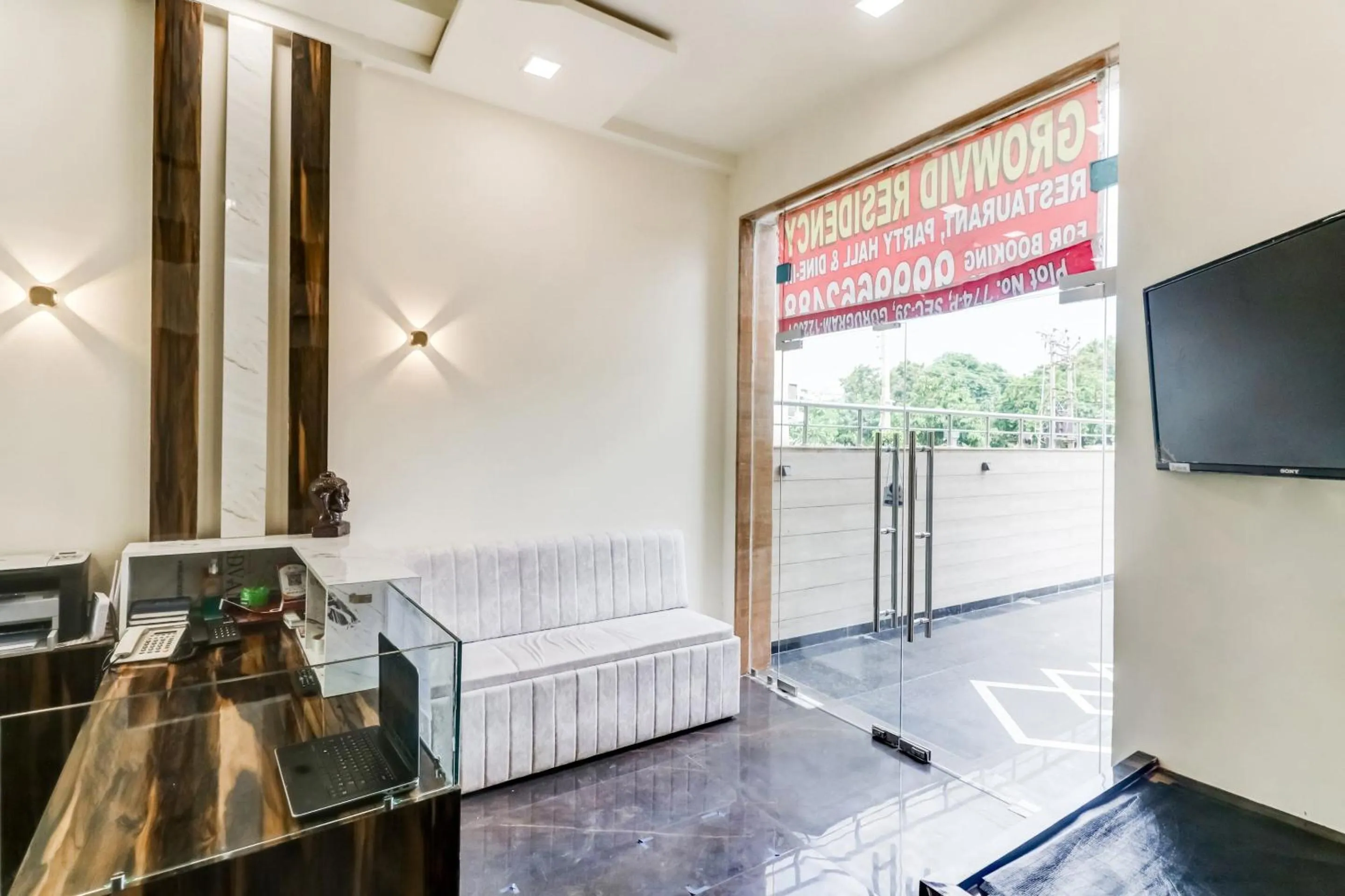 Lobby or reception in Hotel O Metro suites