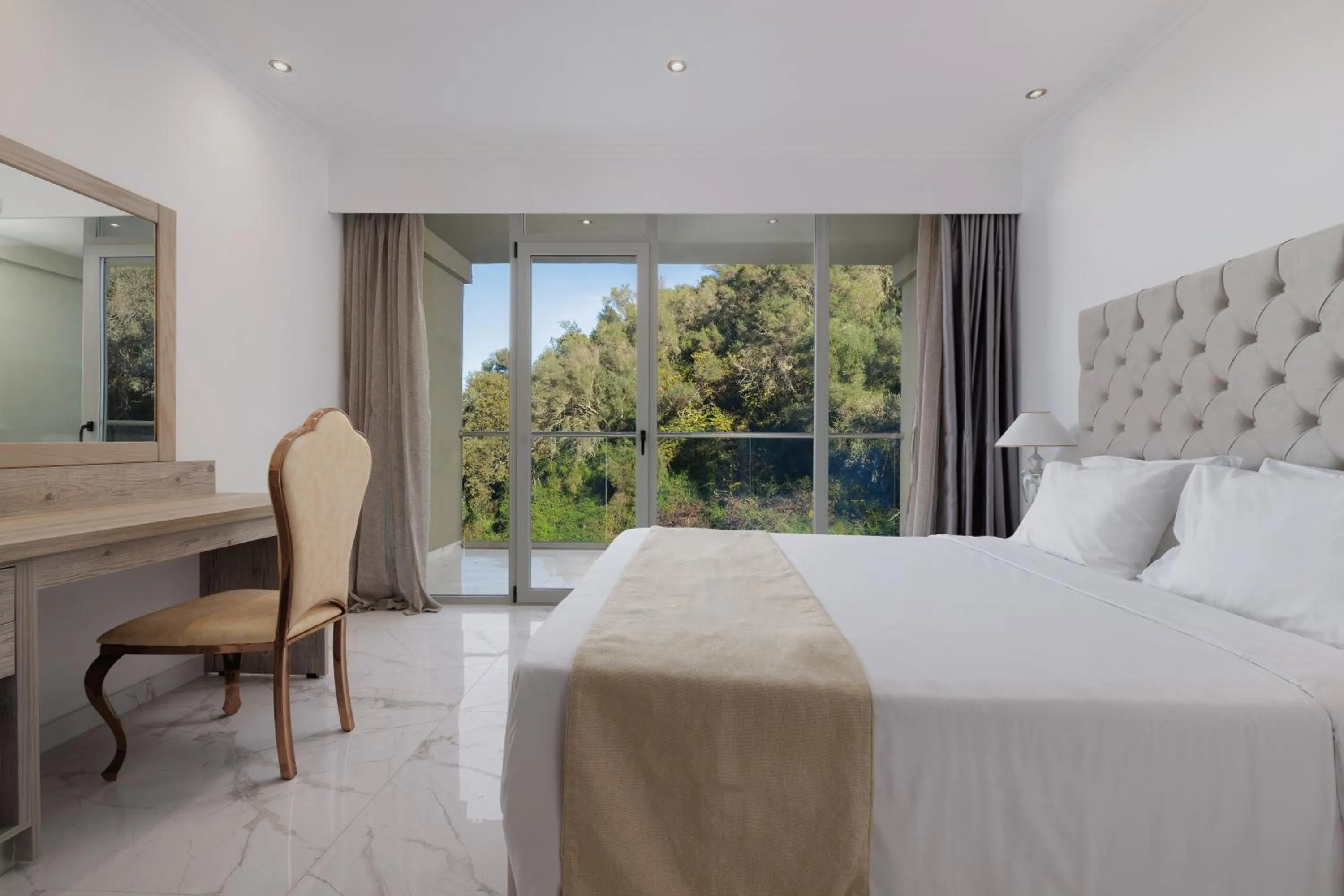 Bedroom, Bed in Mythos Panorama - Adults Only