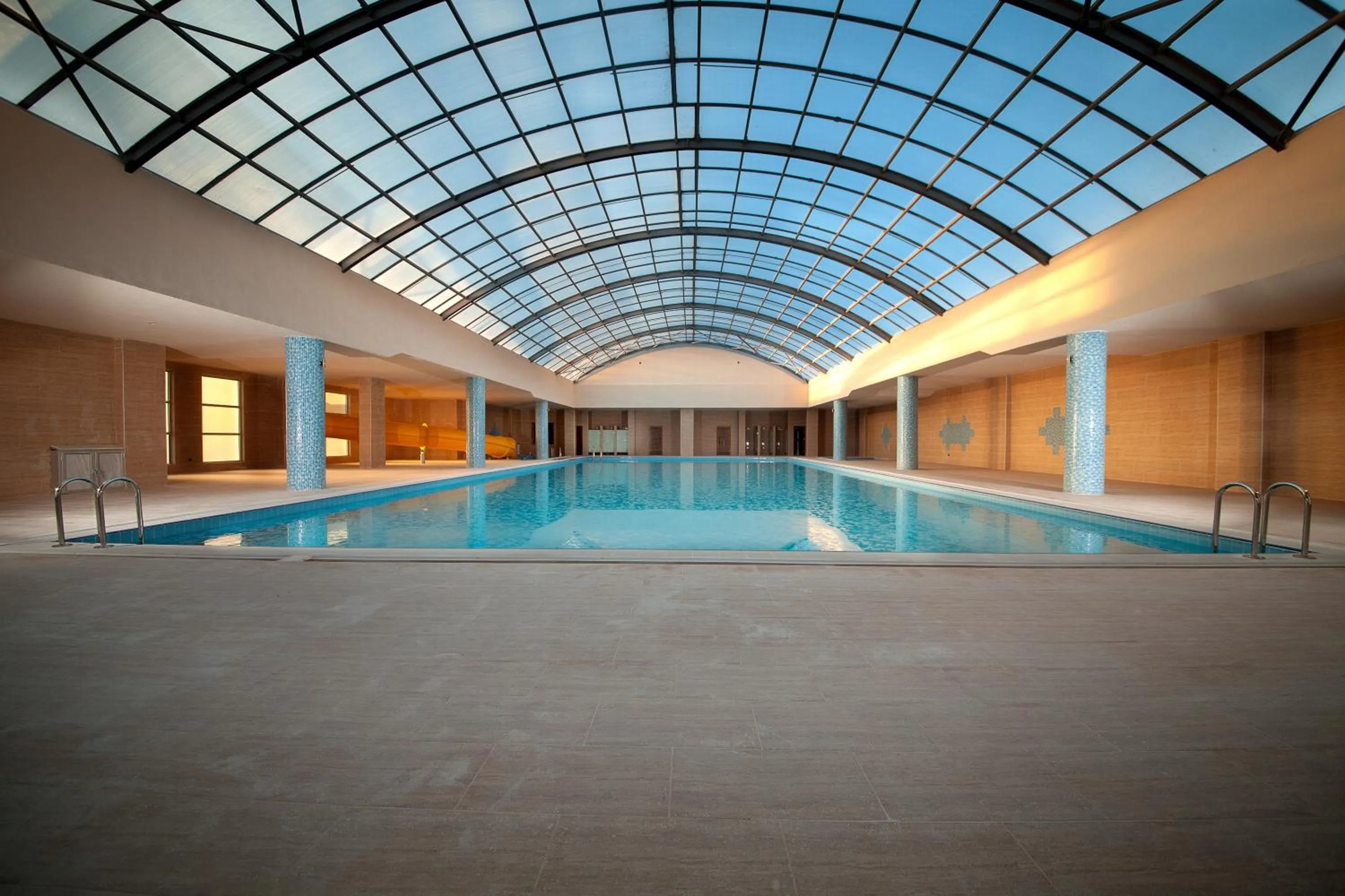 Swimming pool in Safa Sorgun Thermal Hotel