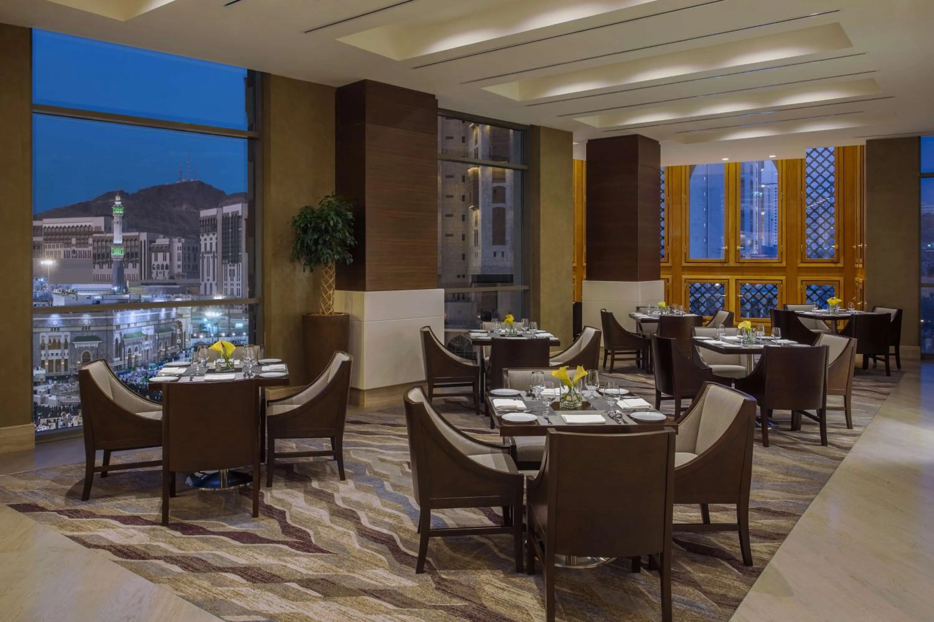 Restaurant/places to eat in Jabal Omar Hyatt Regency Makkah