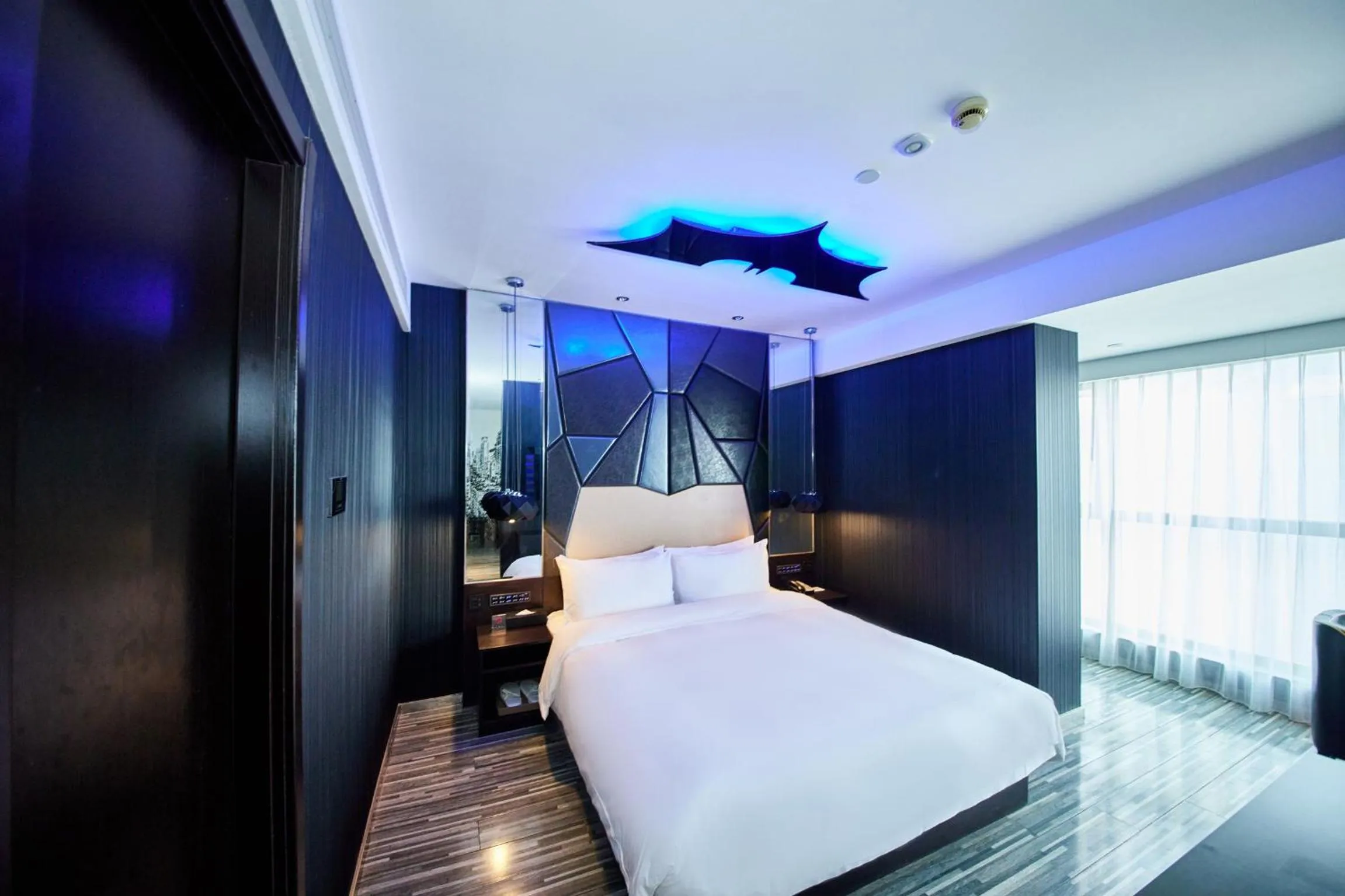 Photo of the whole room, Bed in Orange Hotel Shanghai Hongkou Football Stadium Branch