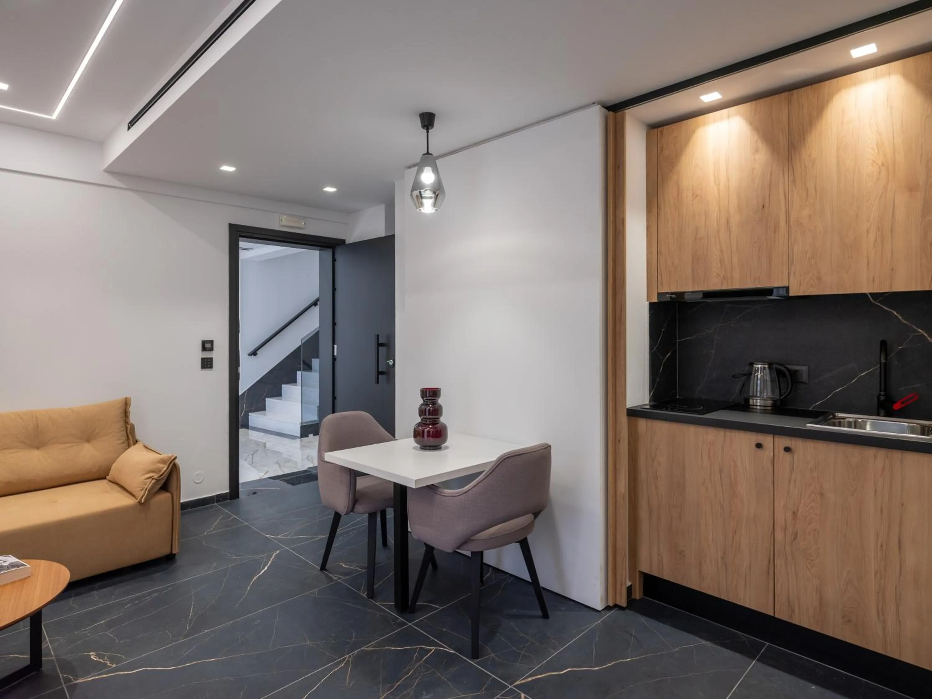 TV and multimedia in Captain Napoleon Paterakis CNP Luxurious Suites