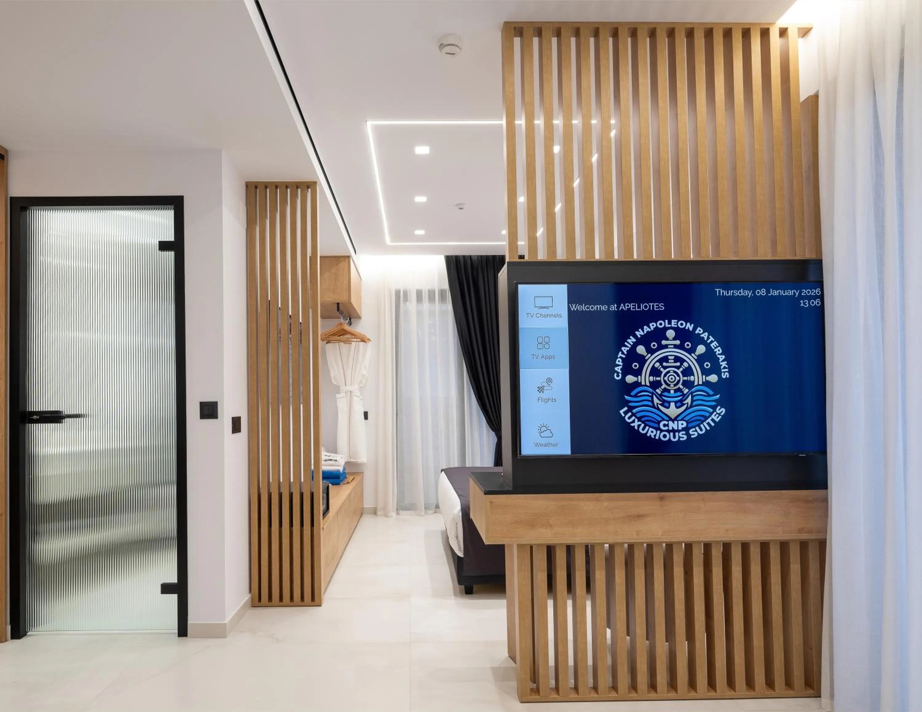 TV and multimedia in Captain Napoleon Paterakis CNP Luxurious Suites