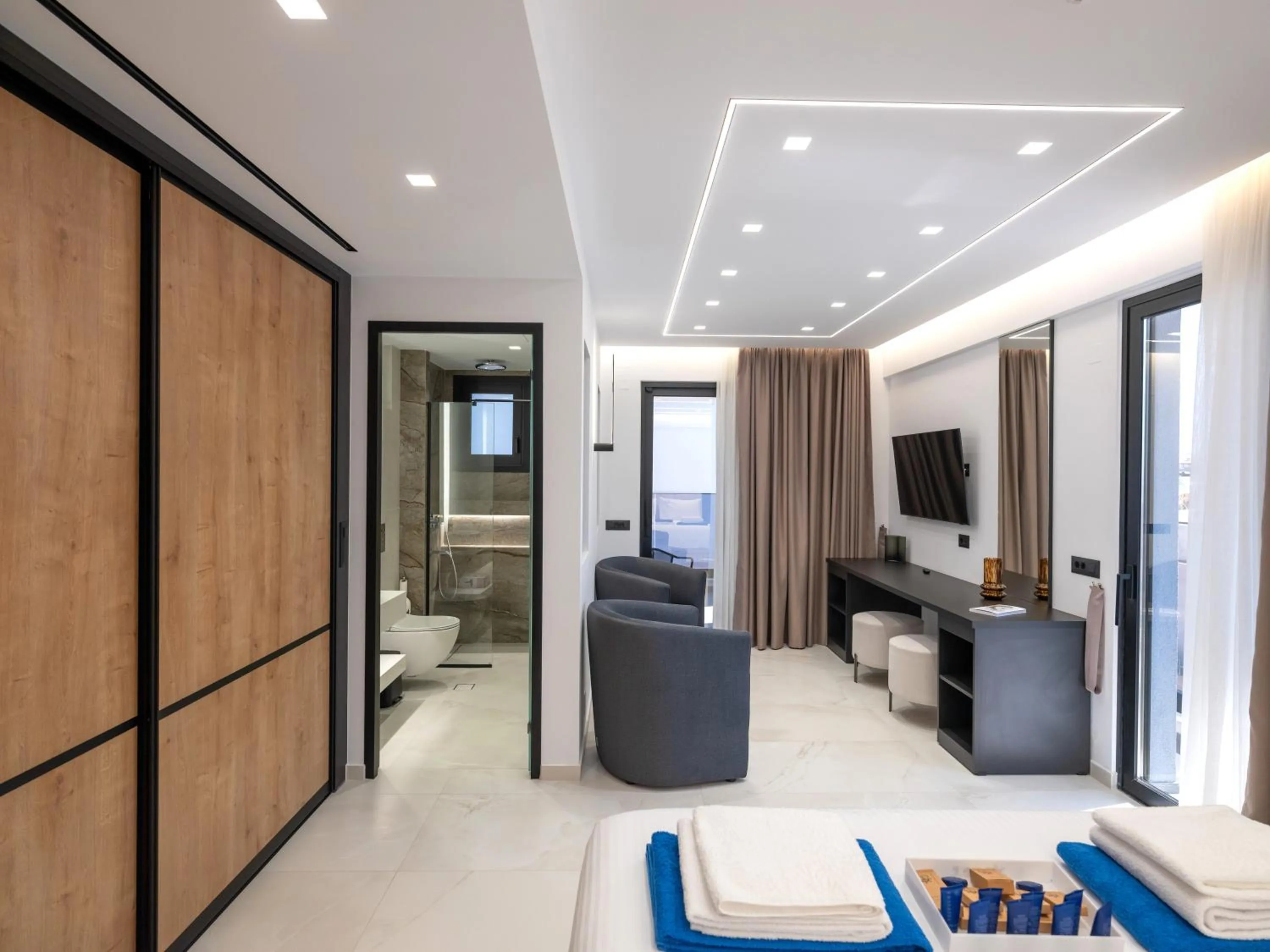 Living room in Captain Napoleon Paterakis CNP Luxurious Suites