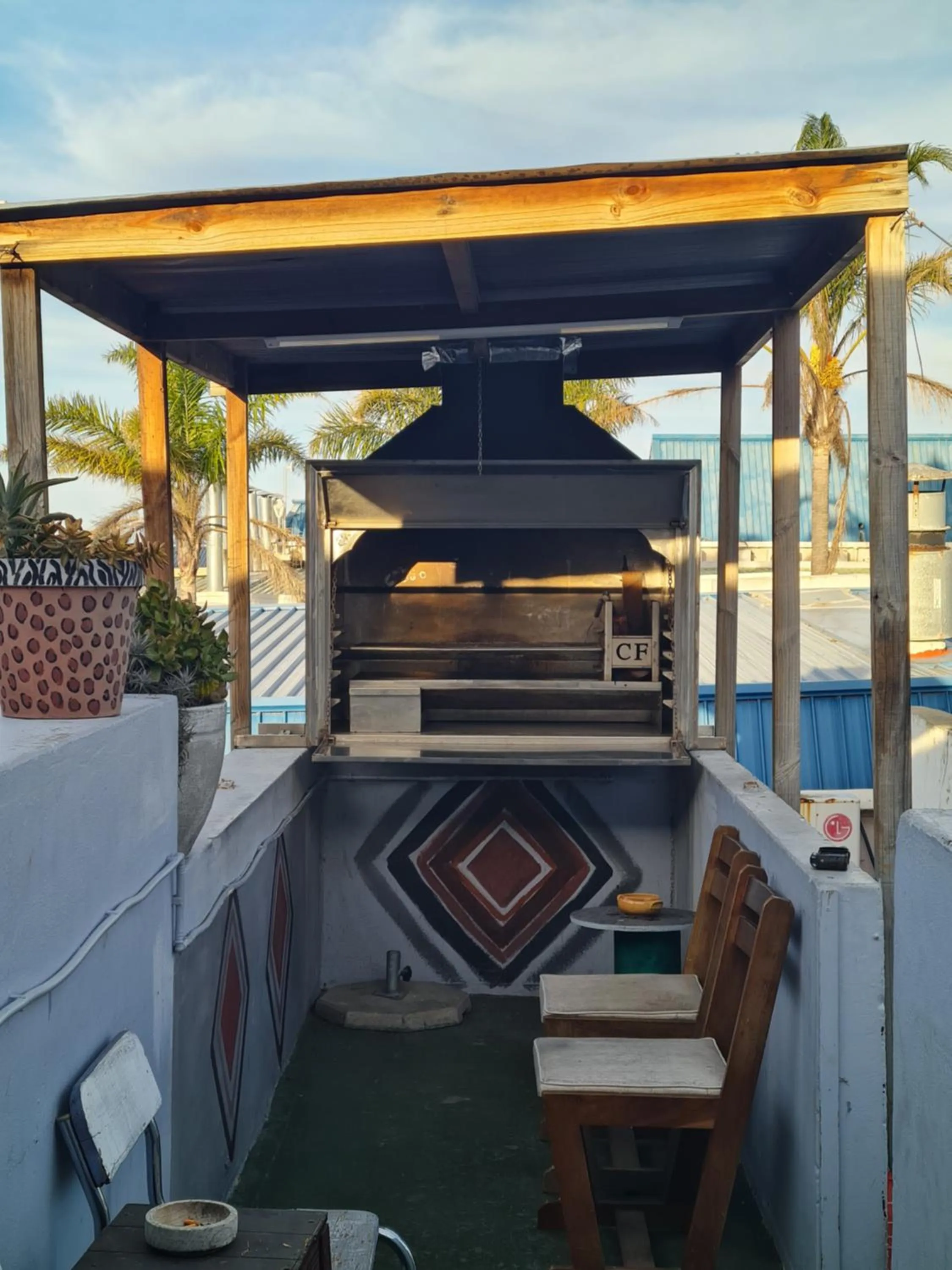 BBQ facilities in Mile Crunchers Backpackers & Hostelling