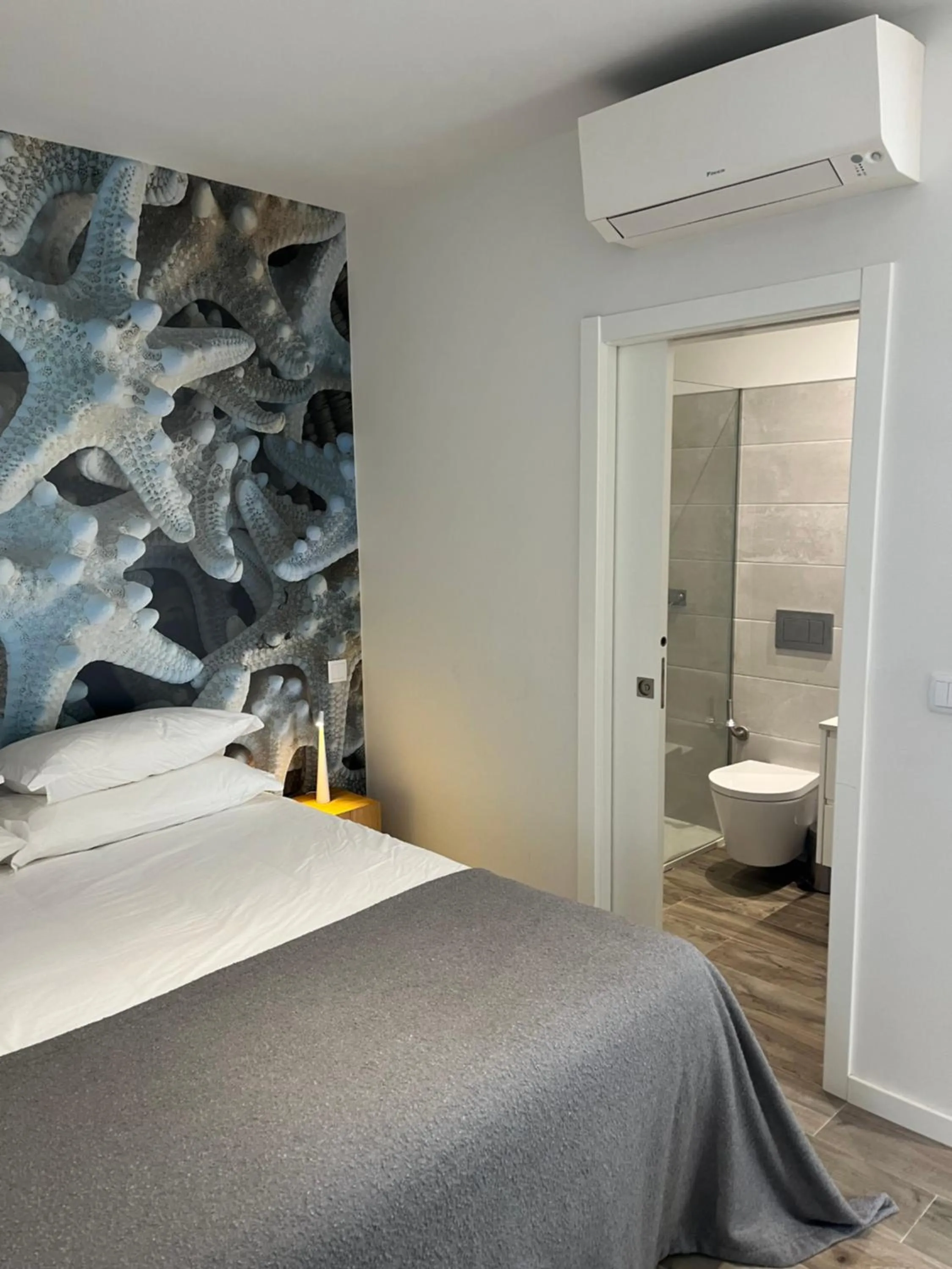 Bathroom in Estoril Village Guest House