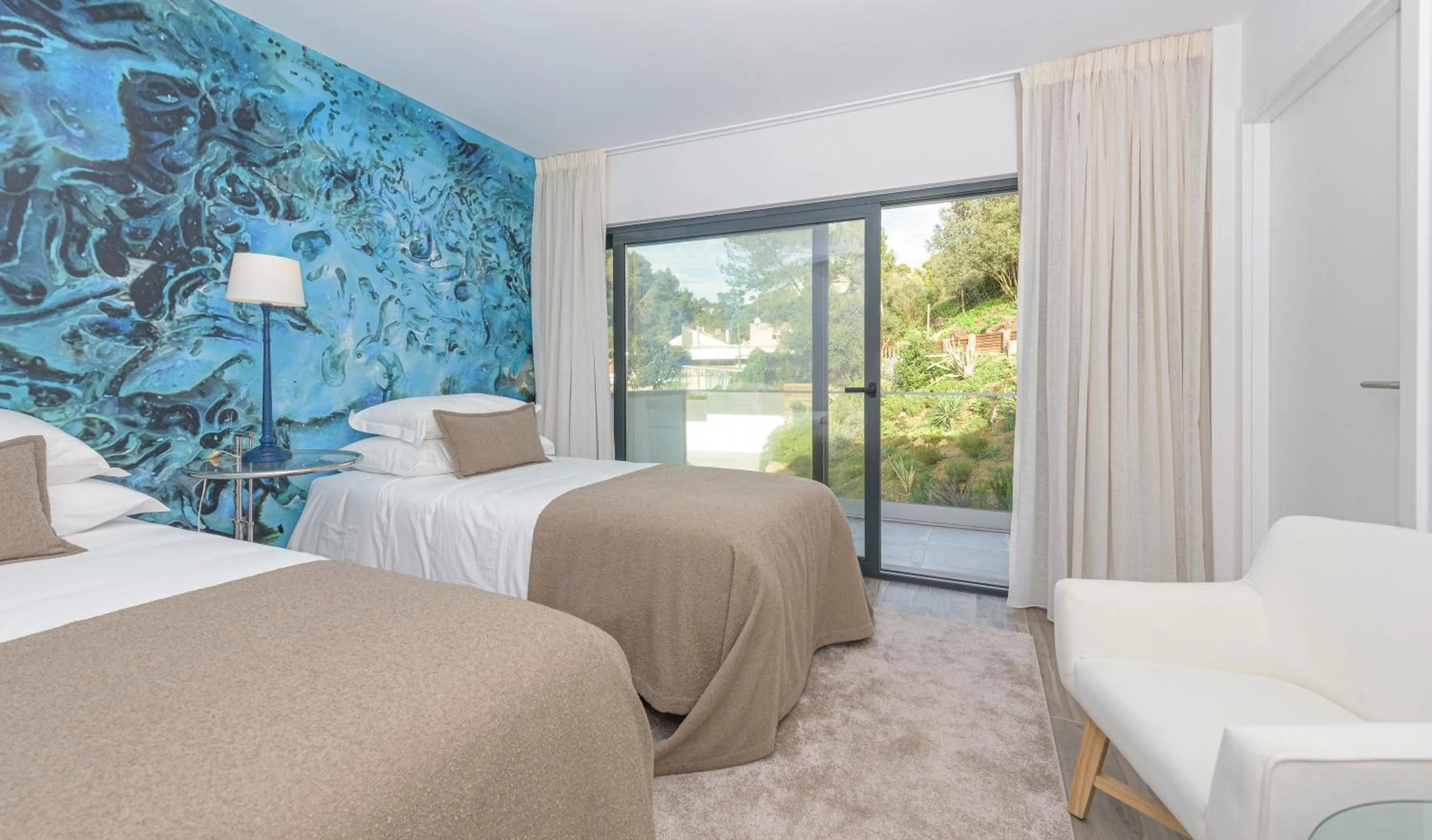 Bedroom, Bed in Estoril Village Guest House