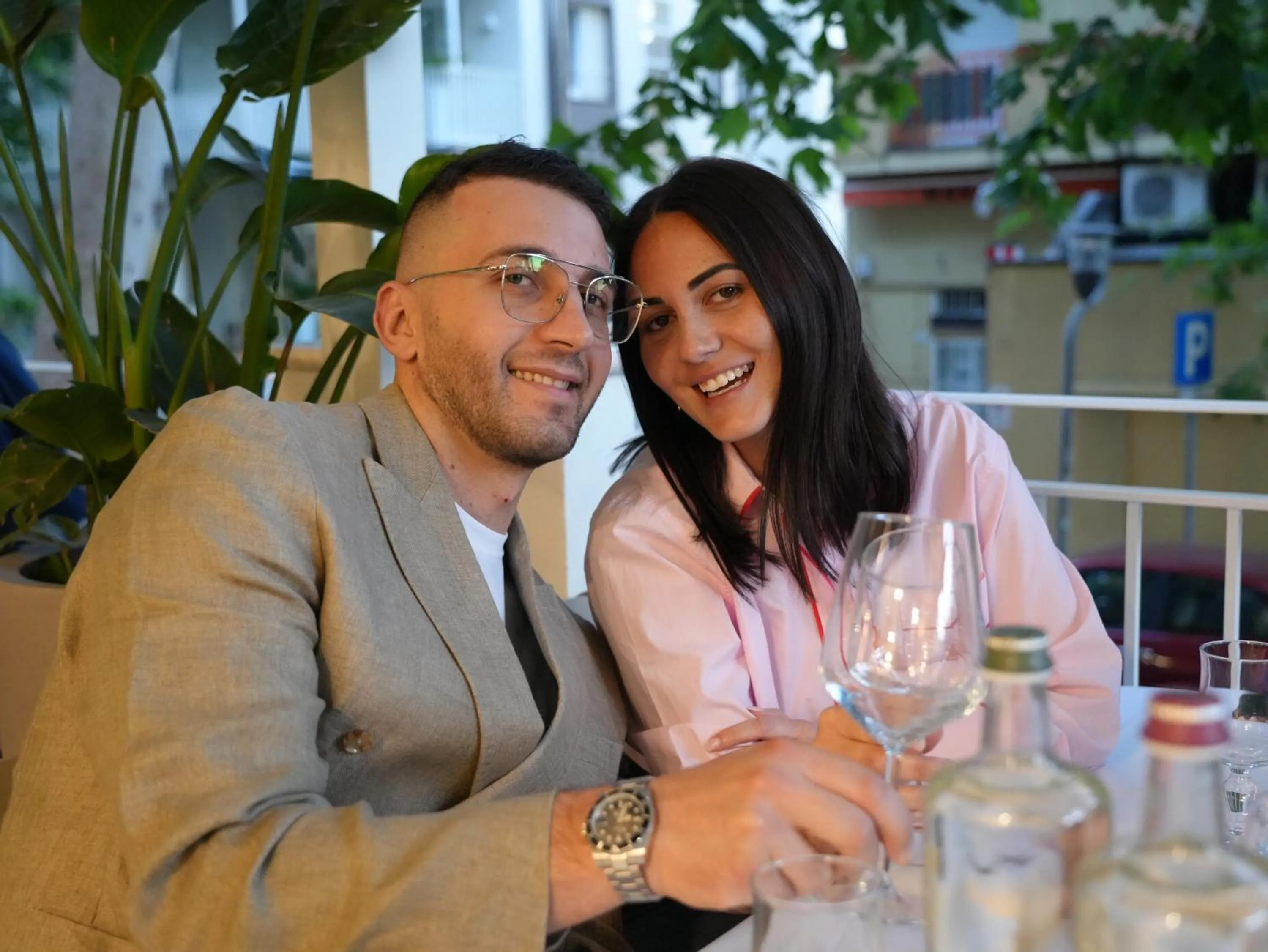 Restaurant/places to eat in Hotel Regal