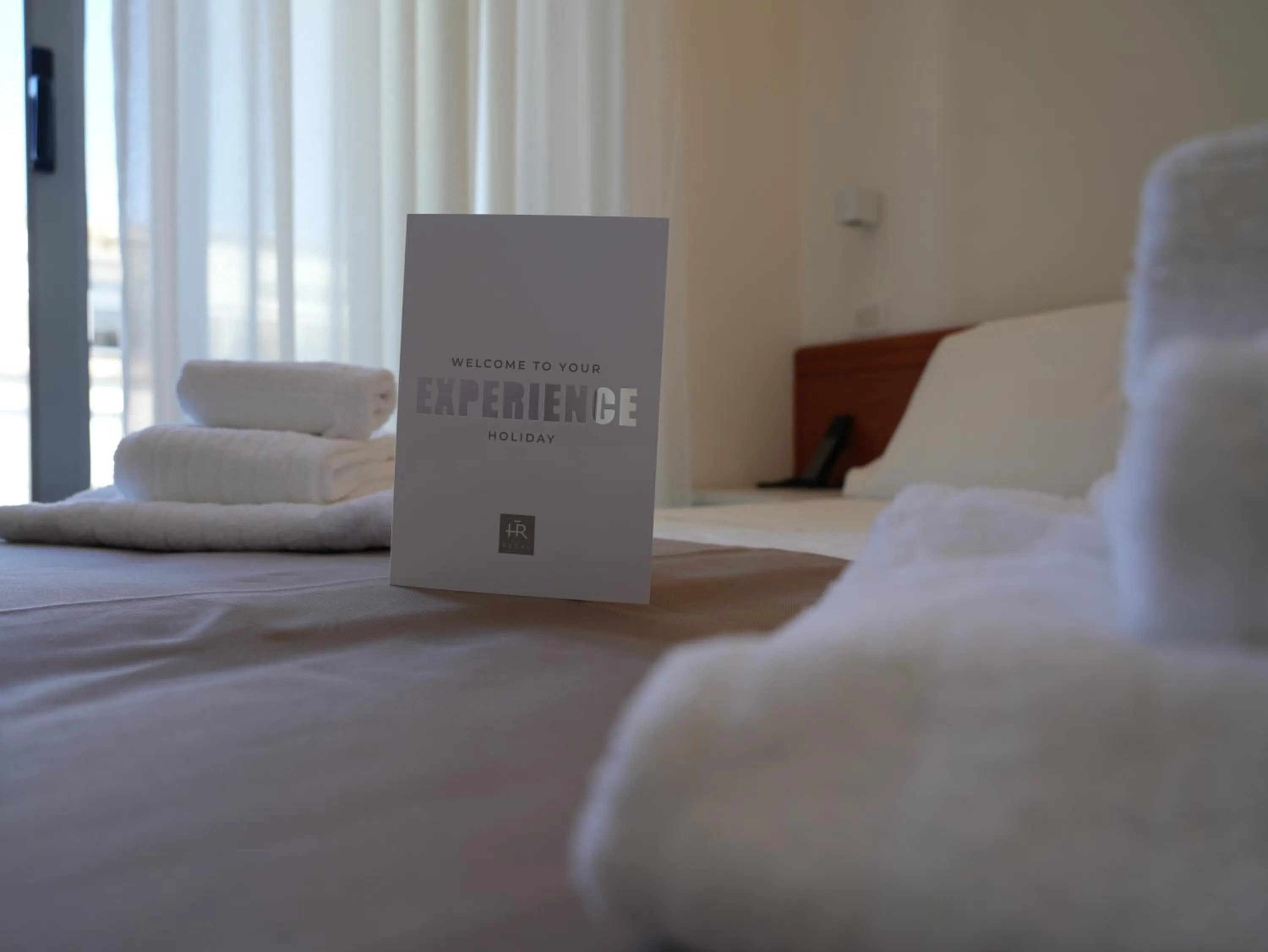 Bedroom, Bed in Hotel Regal