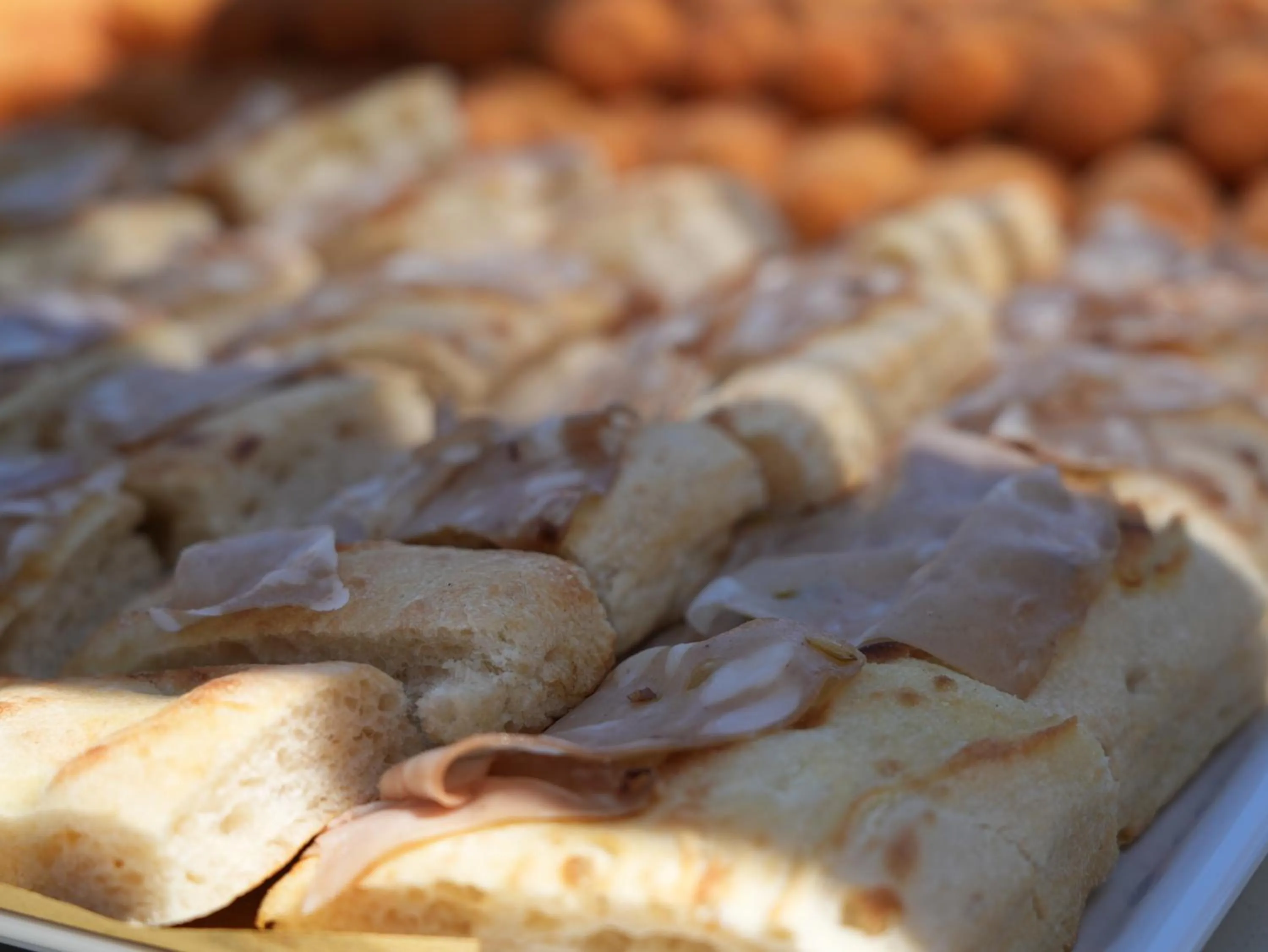 Restaurant/places to eat in Hotel Regal