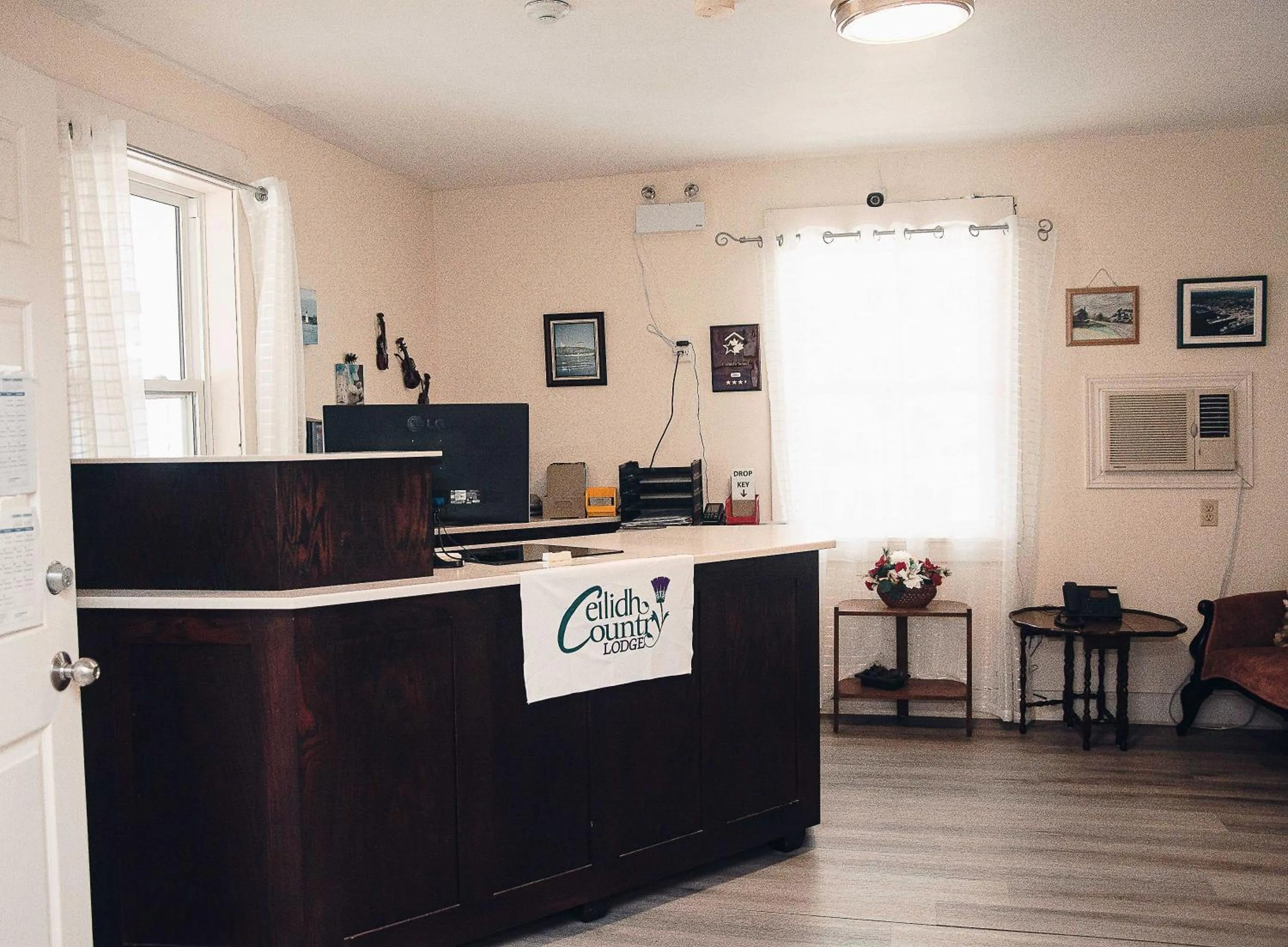 Property building in Ceilidh Country Lodge