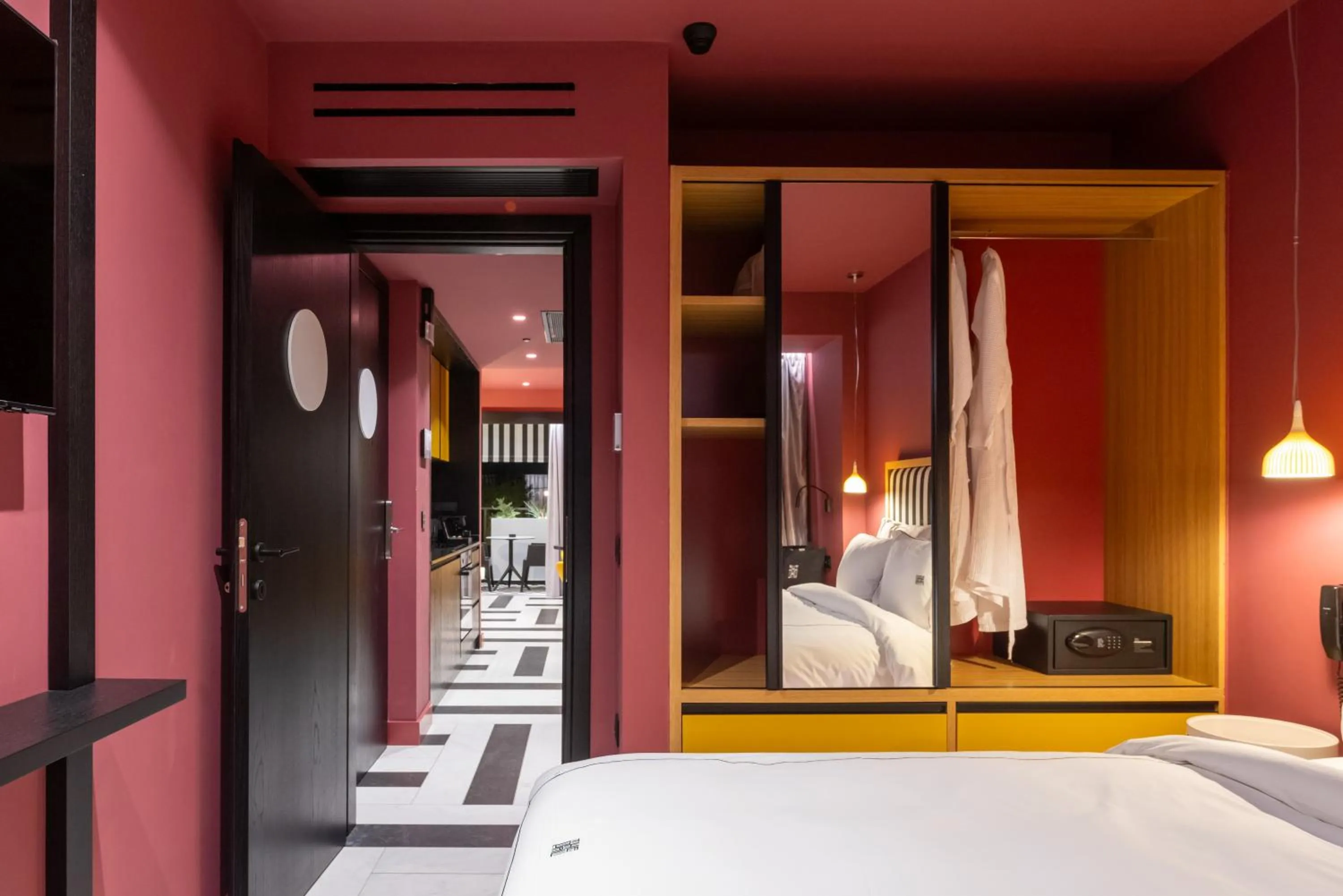 safe, Bed in The Pal Living in a Concept