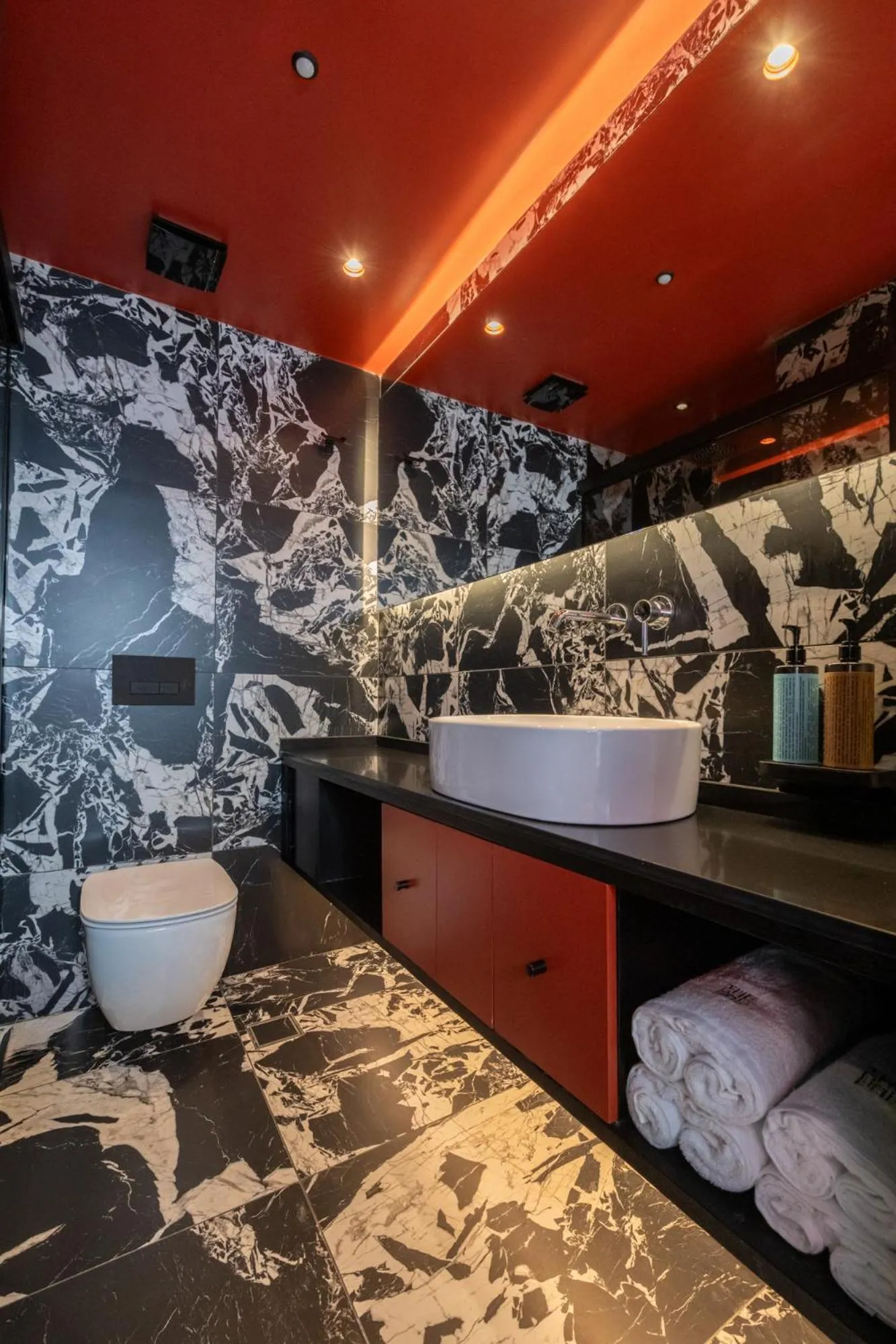 Bathroom in The Pal Living in a Concept