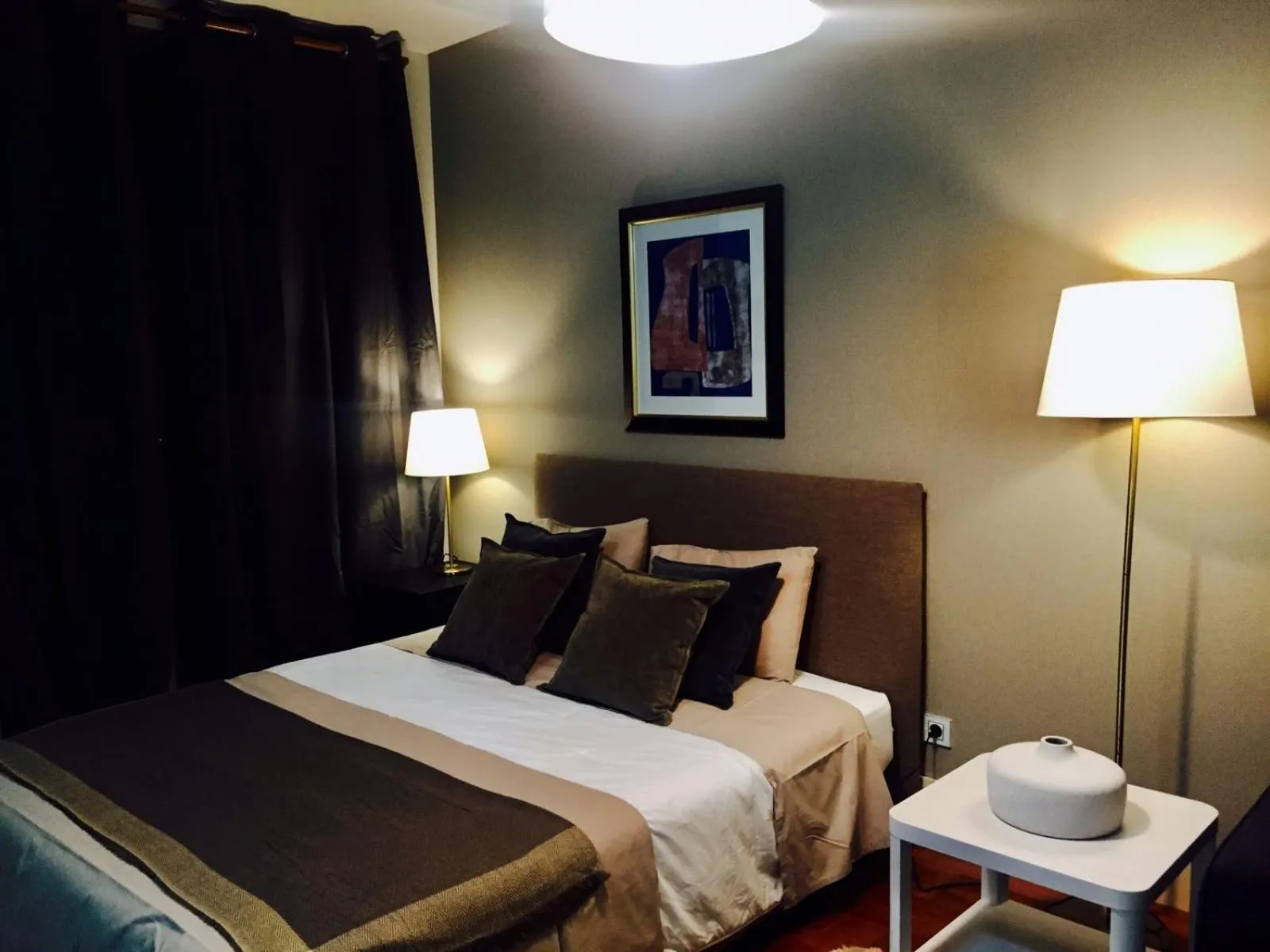 Bedroom, Bed in Lisbon Downtown Apartment Free Parking