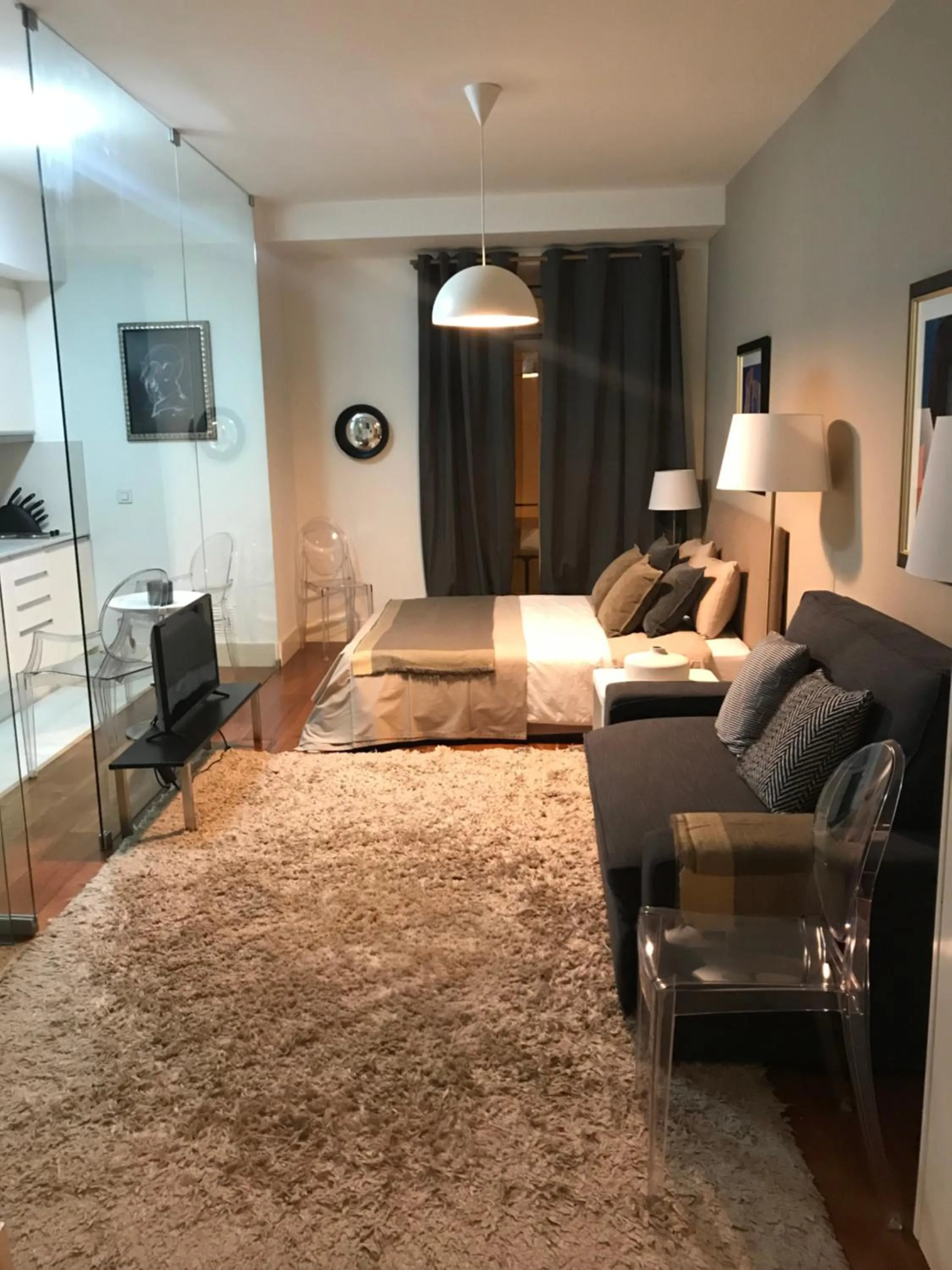 Coffee/tea facilities, Bed in Lisbon Downtown Apartment Free Parking
