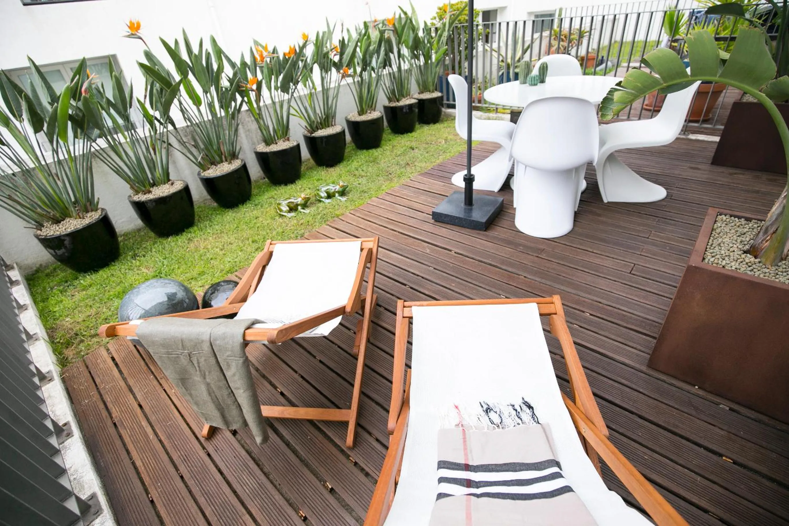 Balcony/Terrace in Lisbon Downtown Apartment Free Parking