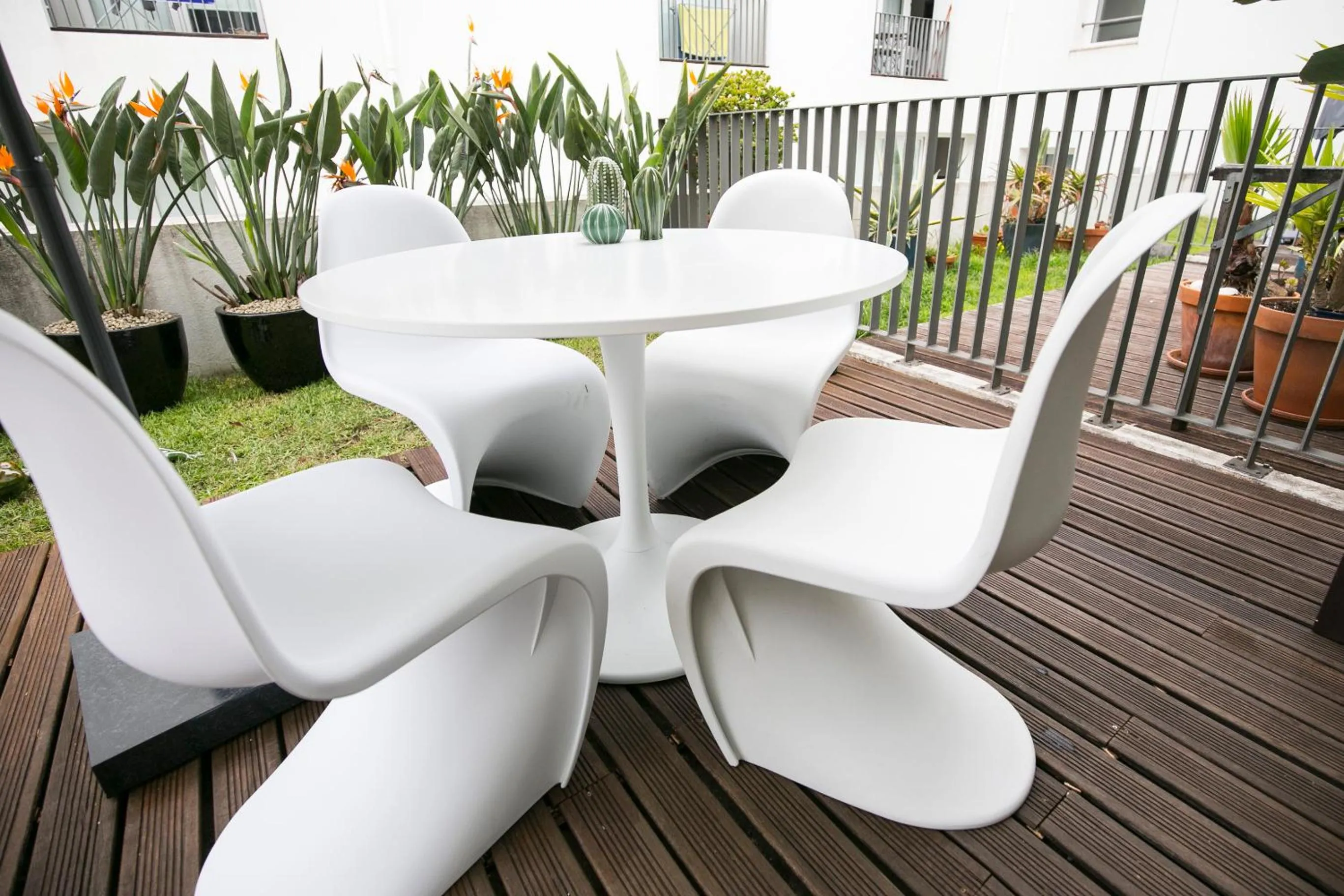 Balcony/Terrace in Lisbon Downtown Apartment Free Parking