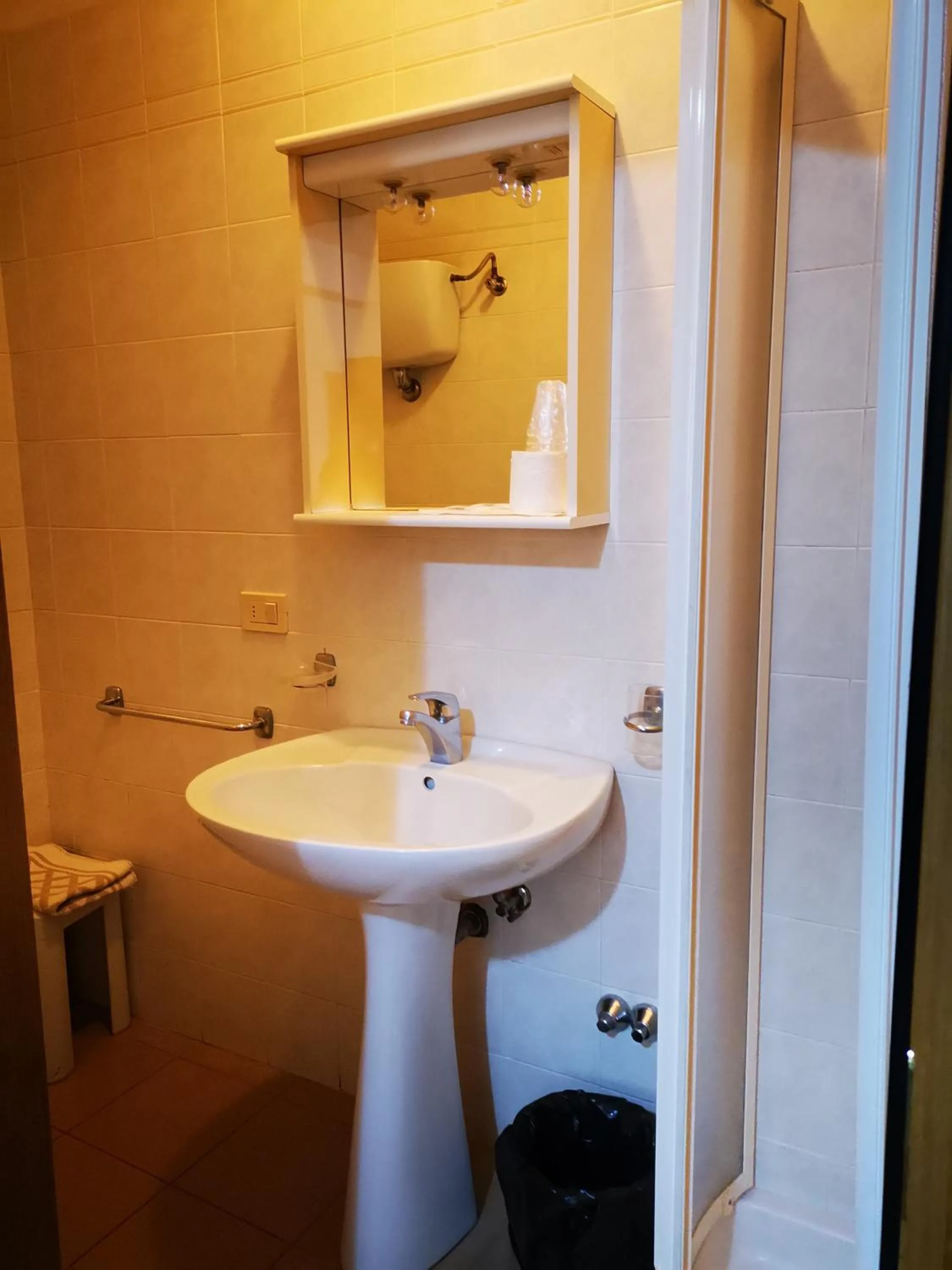 Bathroom in Osteria dei Locandieri